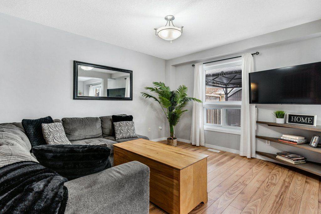 Cambridge, ON N3C 4G4,102 Marston CRES