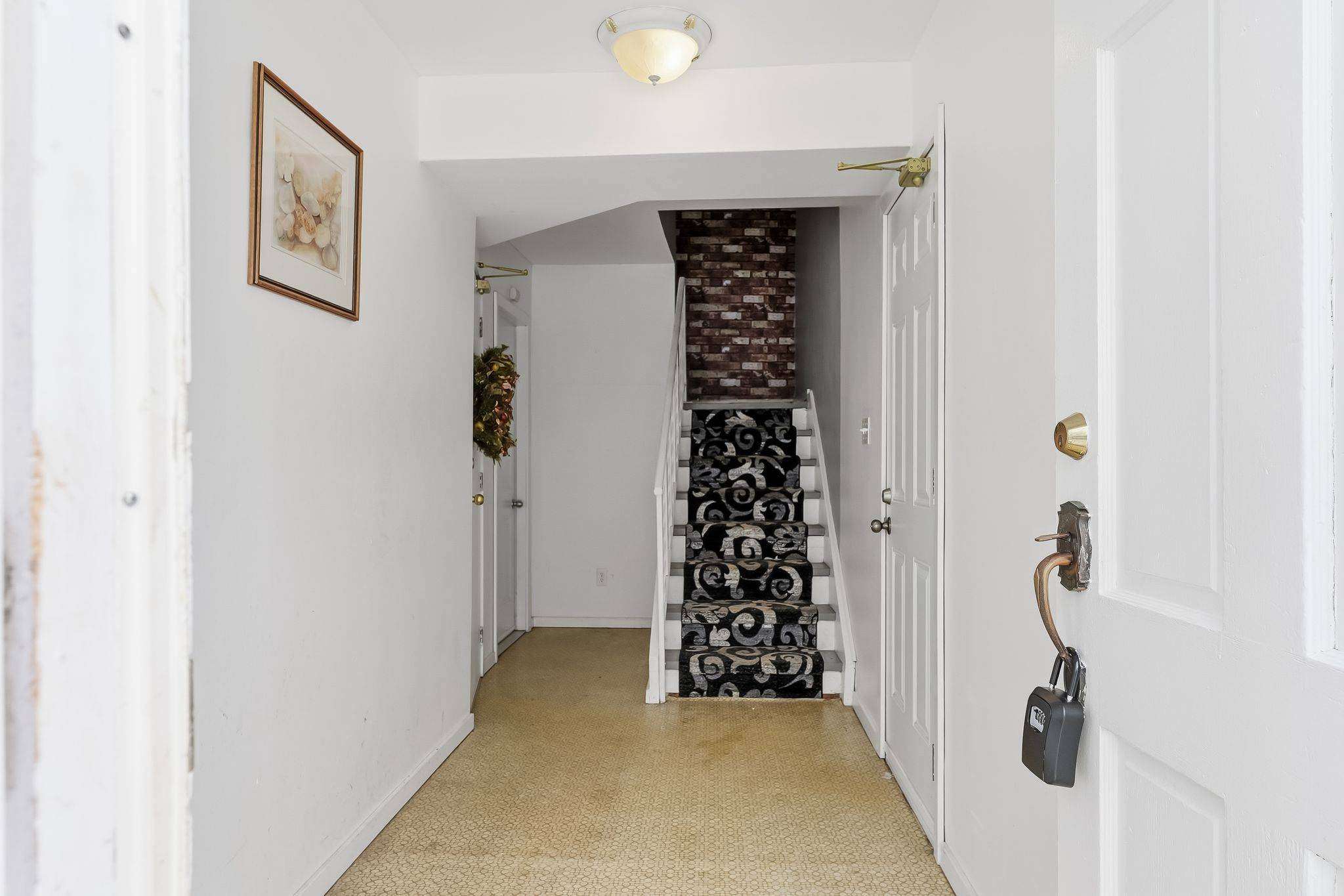 Cobourg, ON K9A 2J9,32 James ST W #B