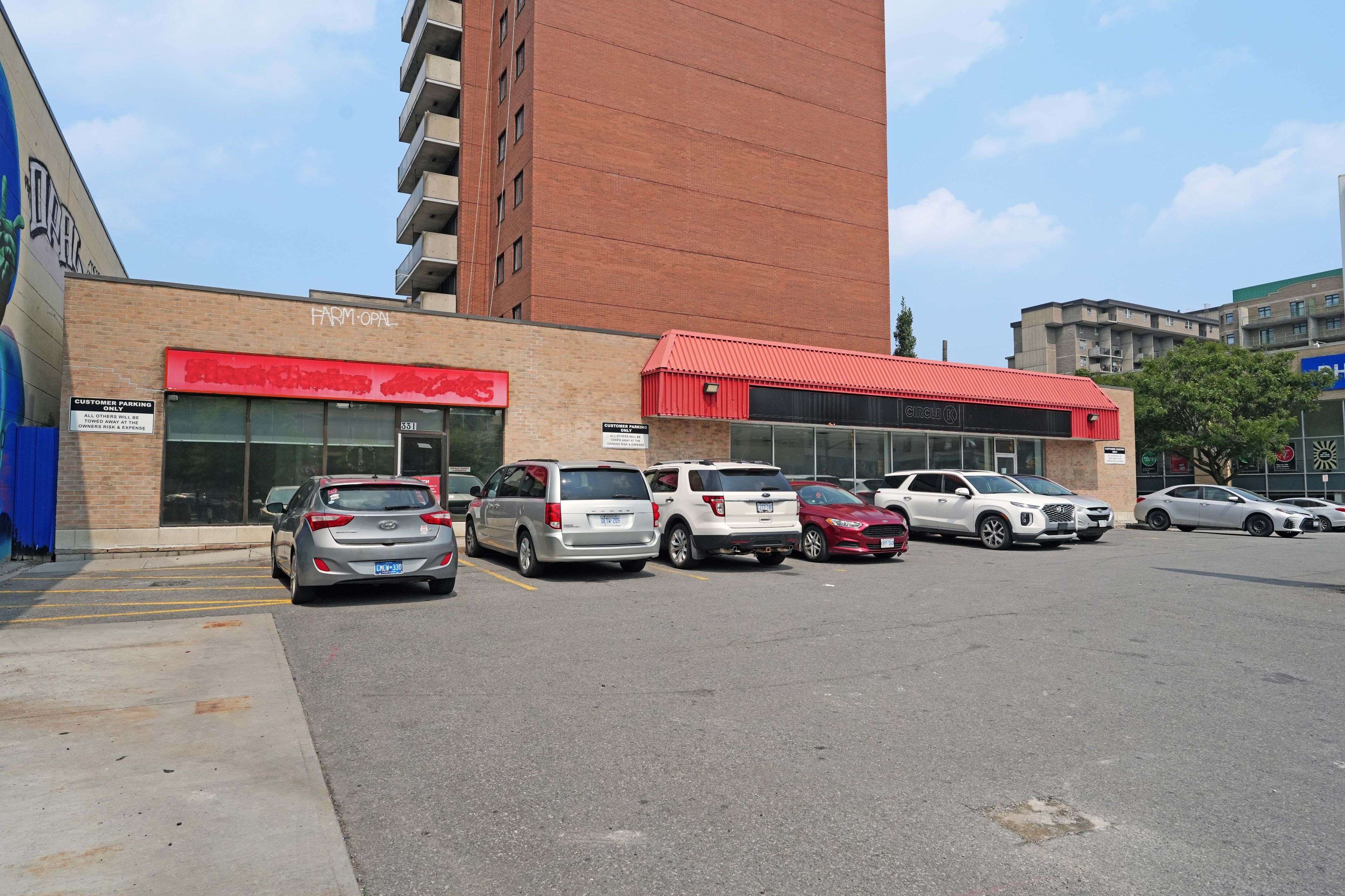 Lower Town - Sandy Hill, ON K1N 5Y4,333 Rideau ST