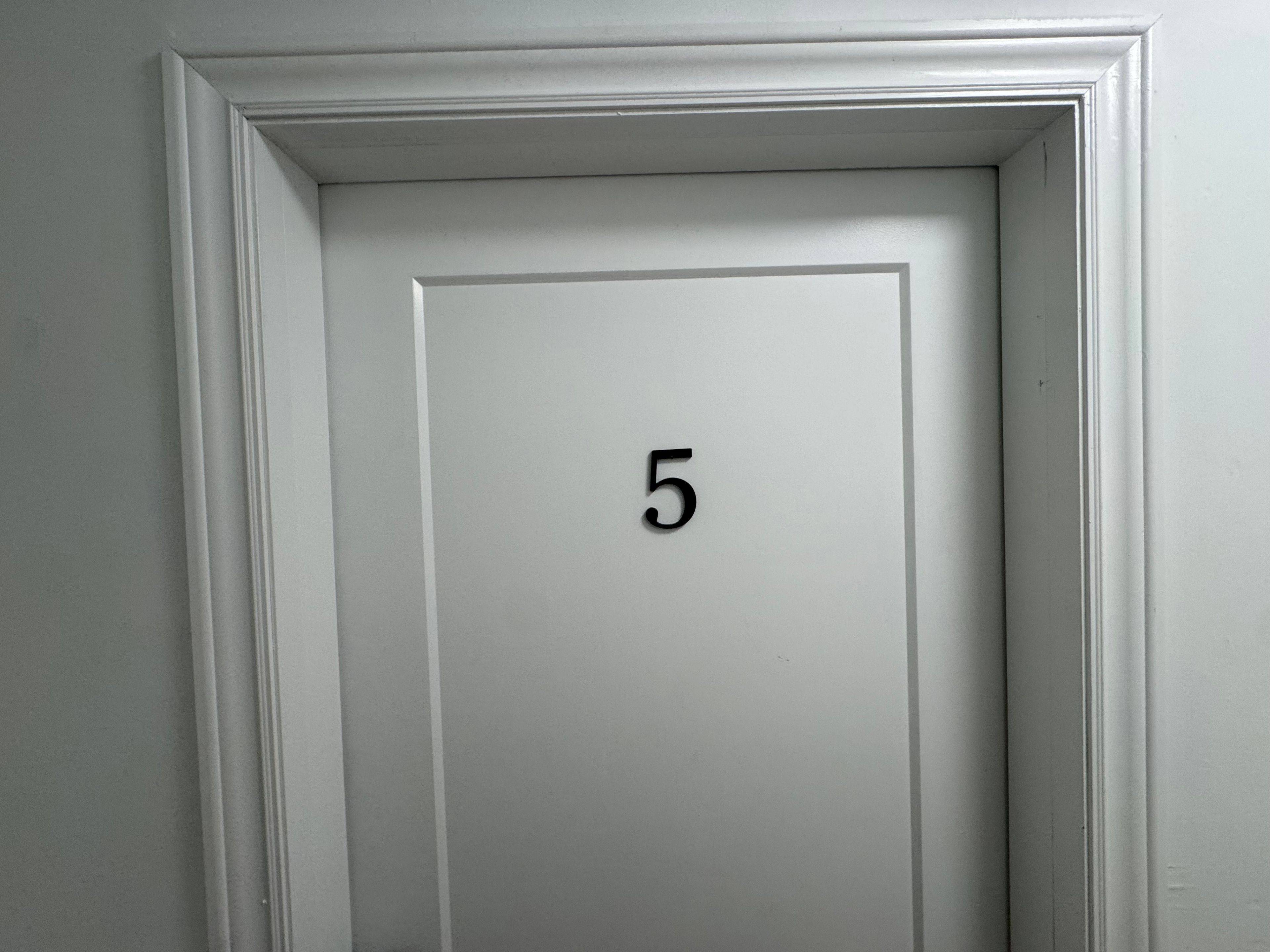 Peterborough, ON K9H 4P8,380 Park ST N ##5