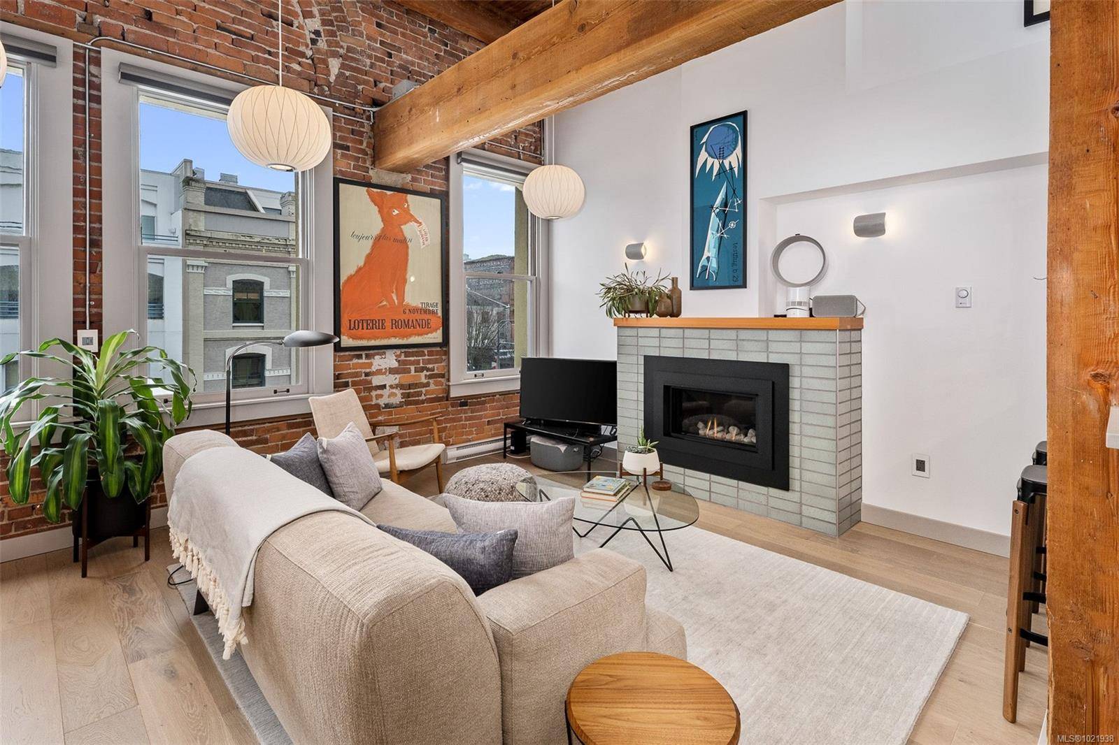 Victoria, BC V8W 1N5,599 Pandora Ave #317