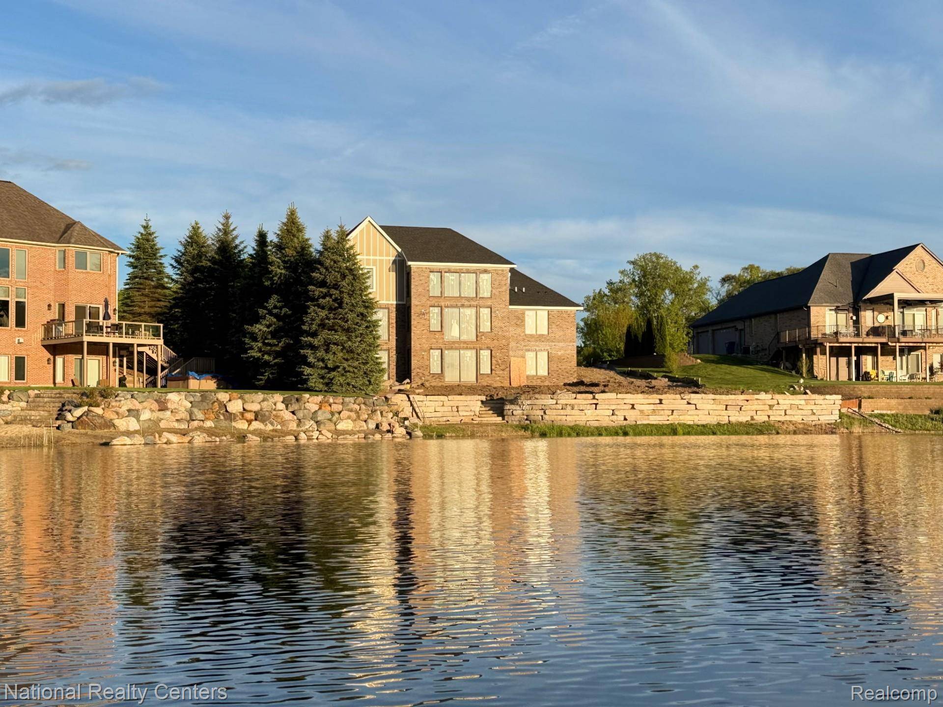 White Lake, MI 48386,4572 Coastal Pkwy