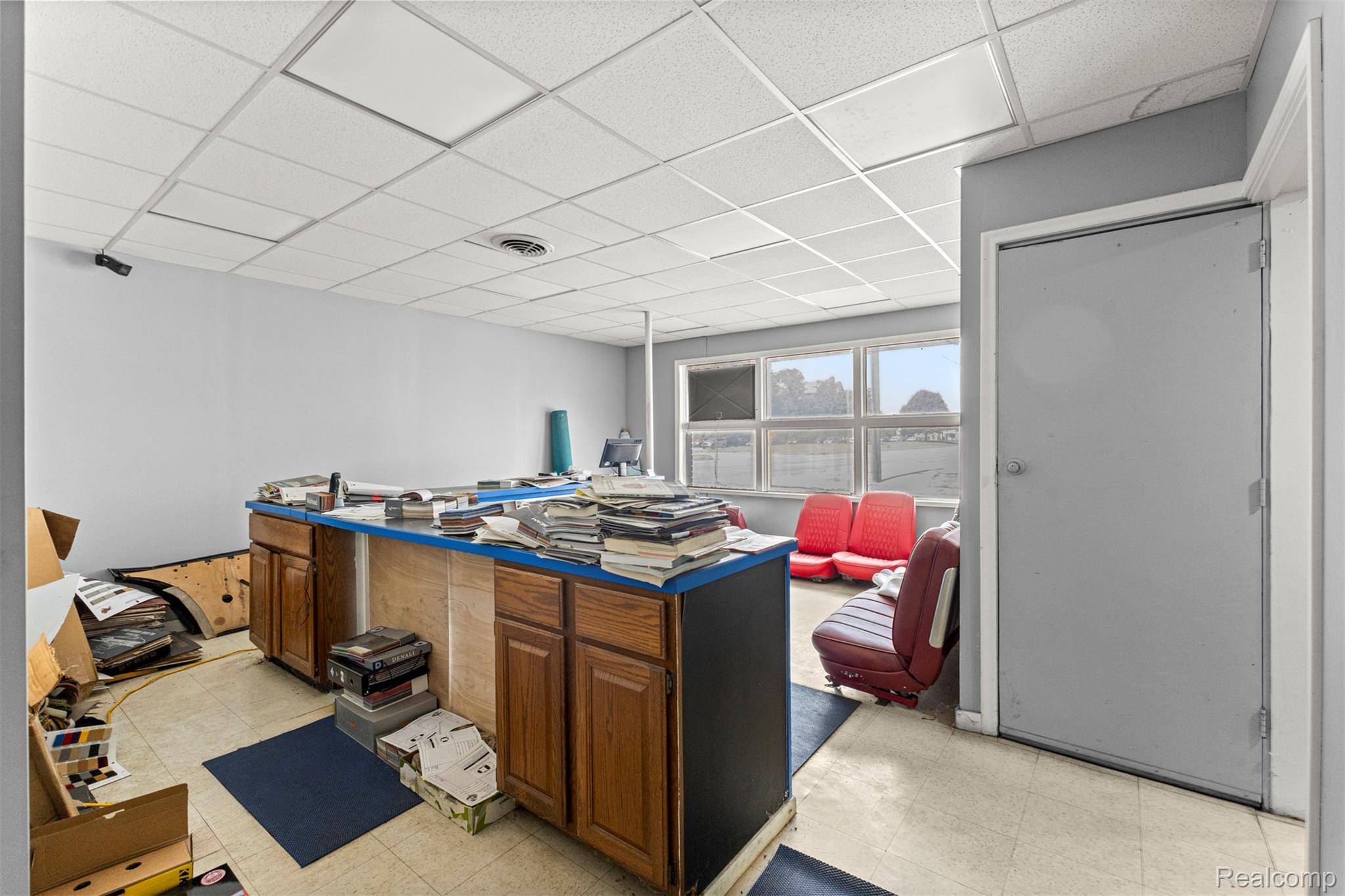 Redford, MI 48239,15400 Telegraph RD