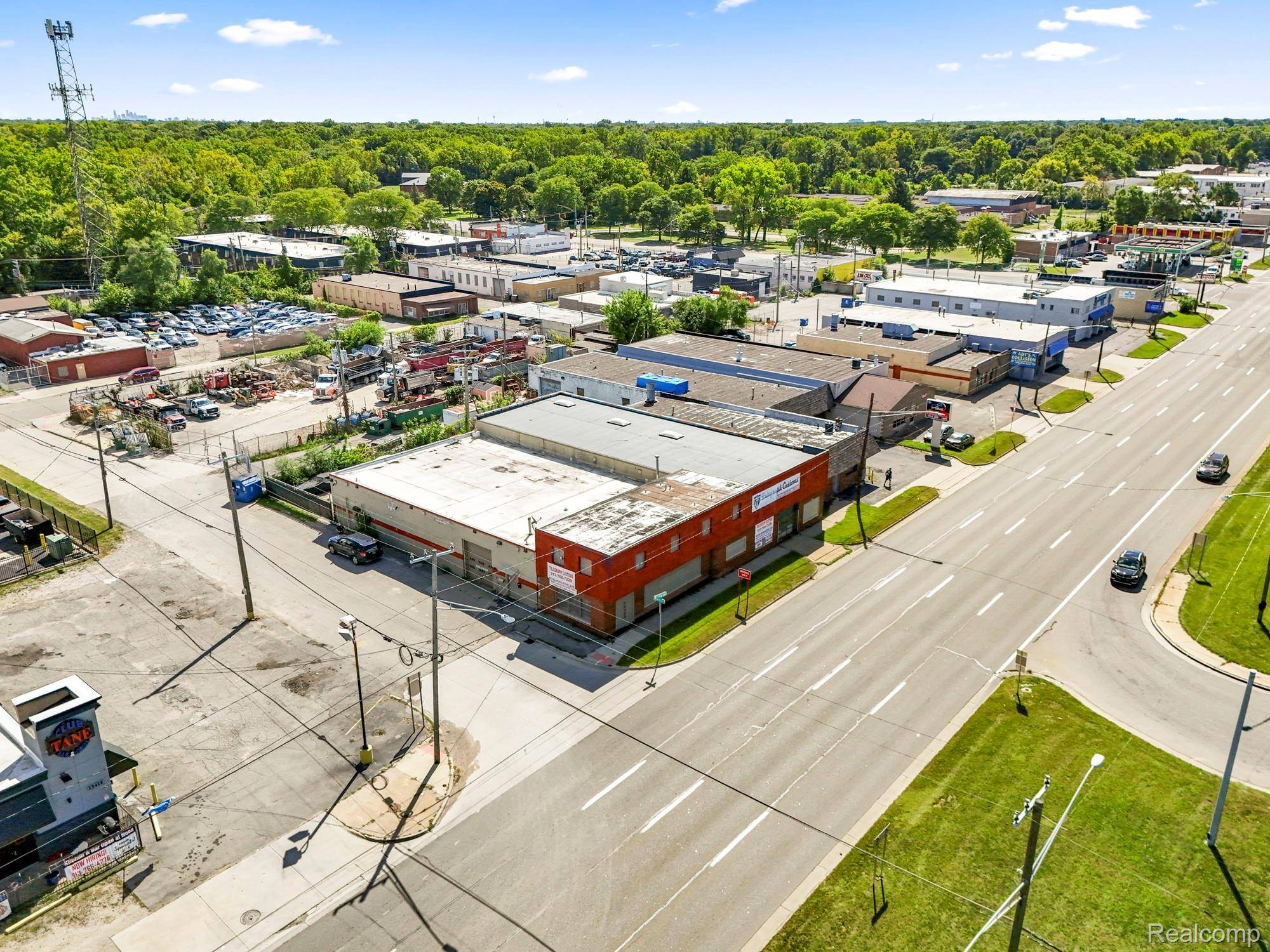 Redford, MI 48239,15400 Telegraph RD