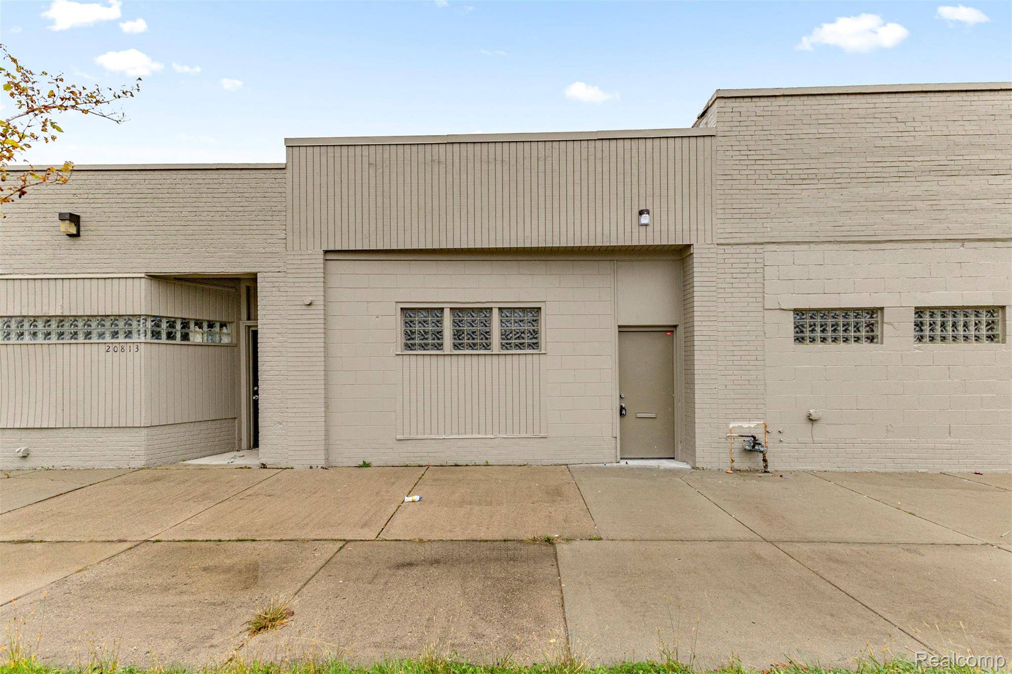 Detroit, MI 48228,20823 Joy RD