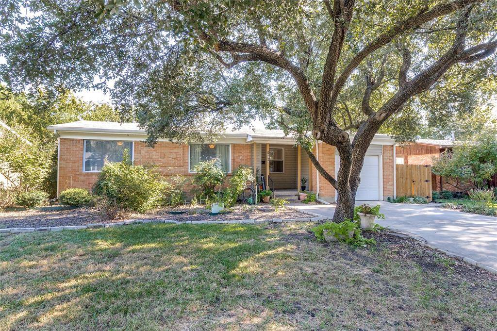 Dallas, TX 75228,10969 Park Oak Circle