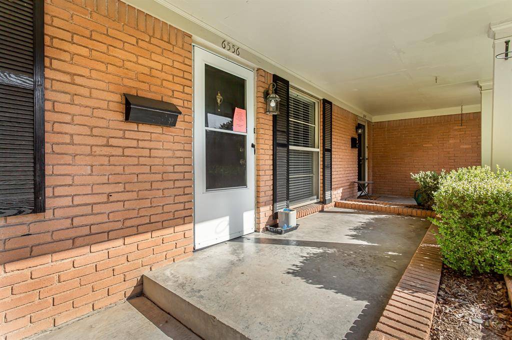 Dallas, TX 75214,6556 Saint Moritz Avenue