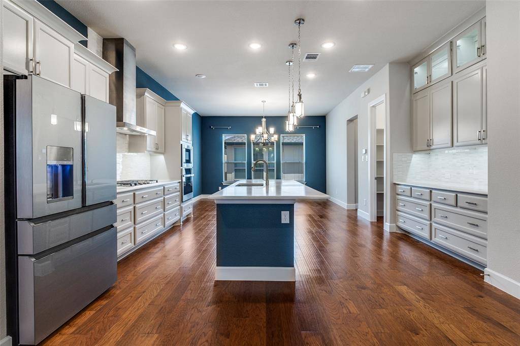 Dallas, TX 75231,8218 Laflin Lane