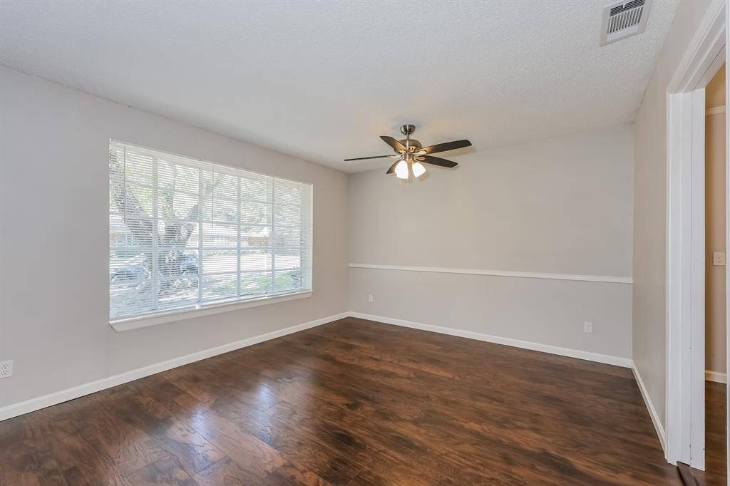 Dallas, TX 75227,5132 Breakwood Drive