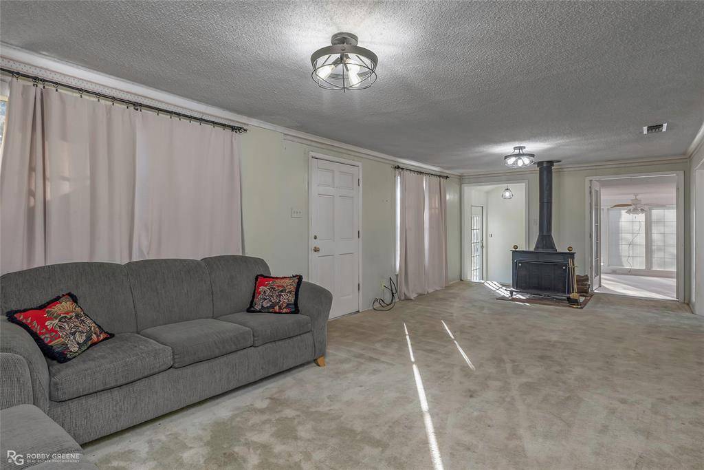 Oil City, LA 71061,9210 Belcher Hwy