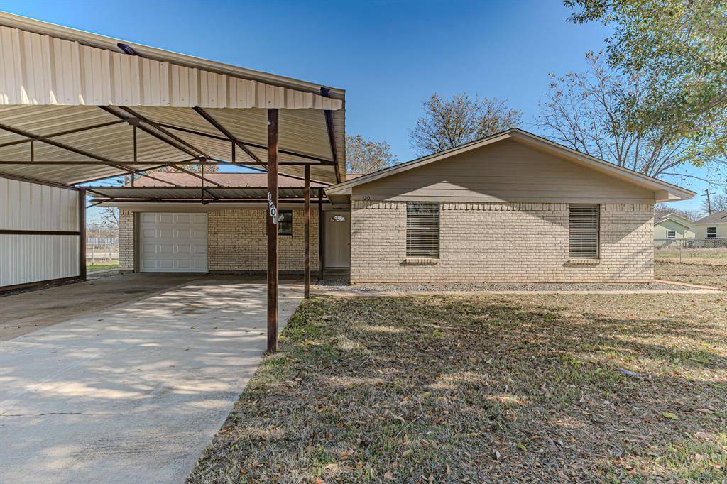 Mineral Wells, TX 76067,1201 SE 11th Avenue
