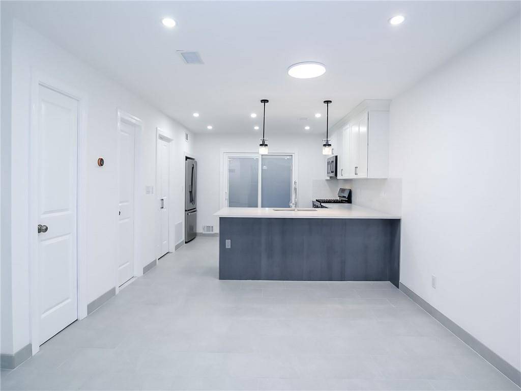 Staten  Island, NY 10314,67 Pierpont PL #0