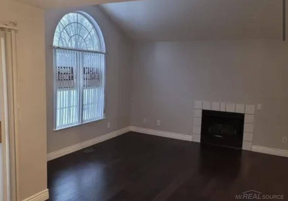 Macomb Twp, MI 48044,46101 allenton ST