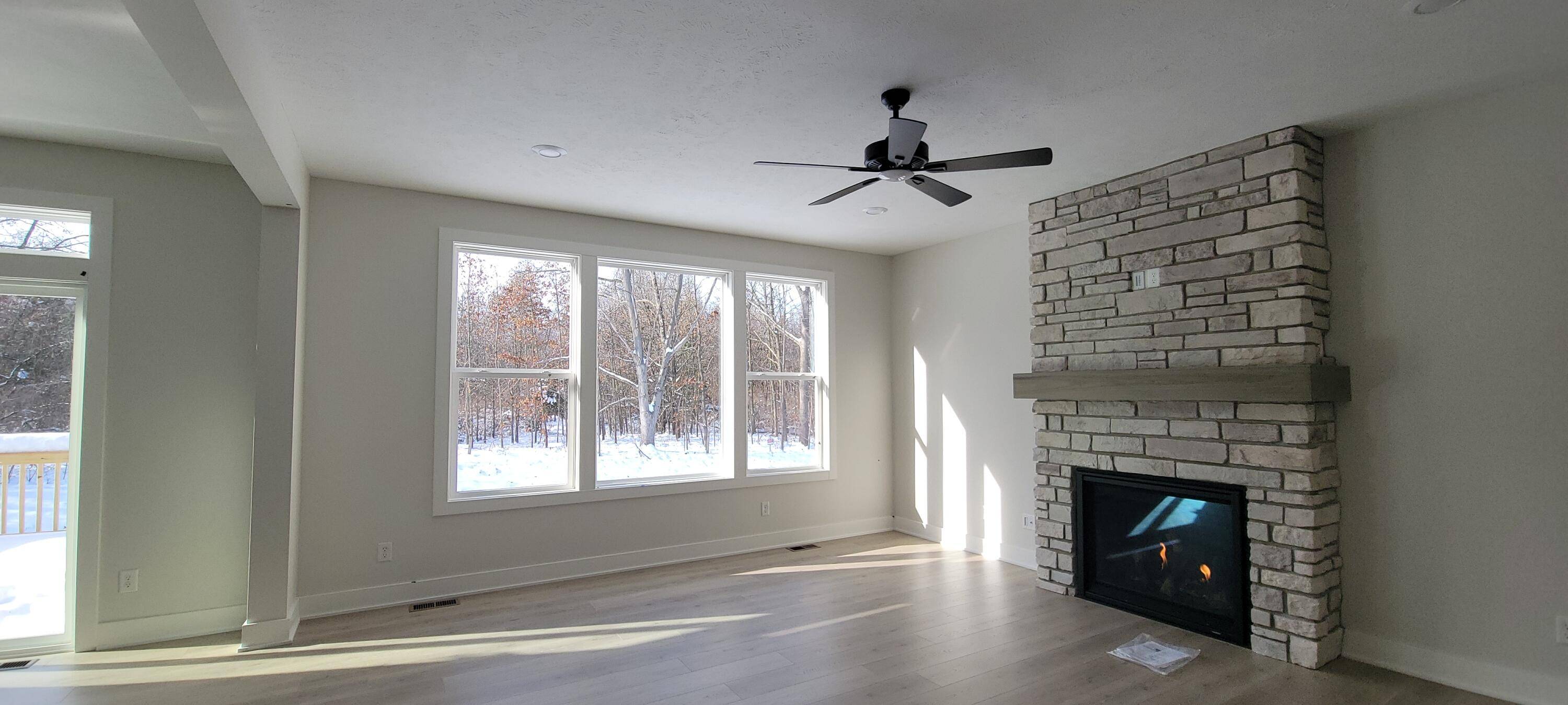 Lowell, MI 49331,1401 Kimber DR SE #107