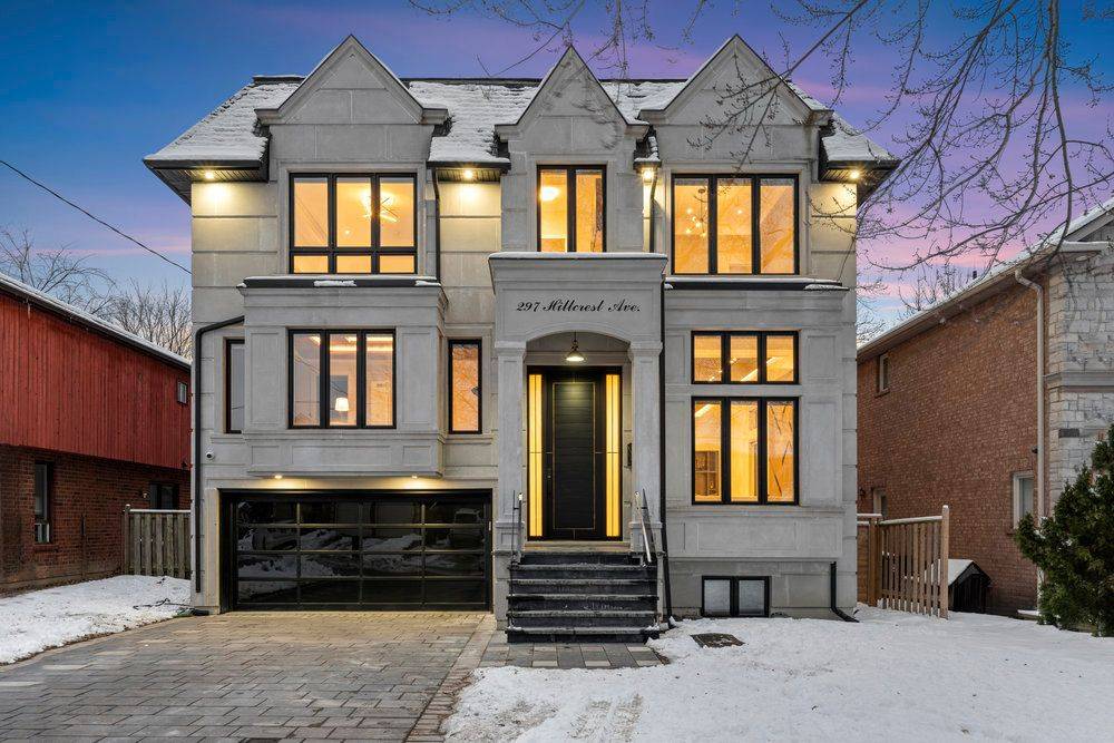 Toronto C14, ON M2N 3P5,297 Hillcrest AVE