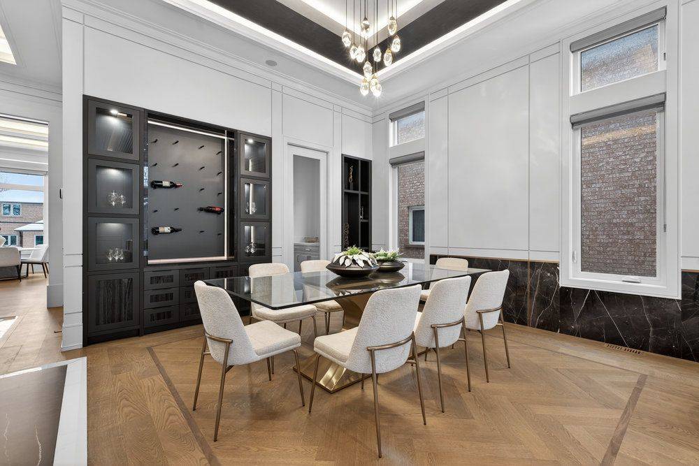 Toronto C14, ON M2N 3P5,297 Hillcrest AVE