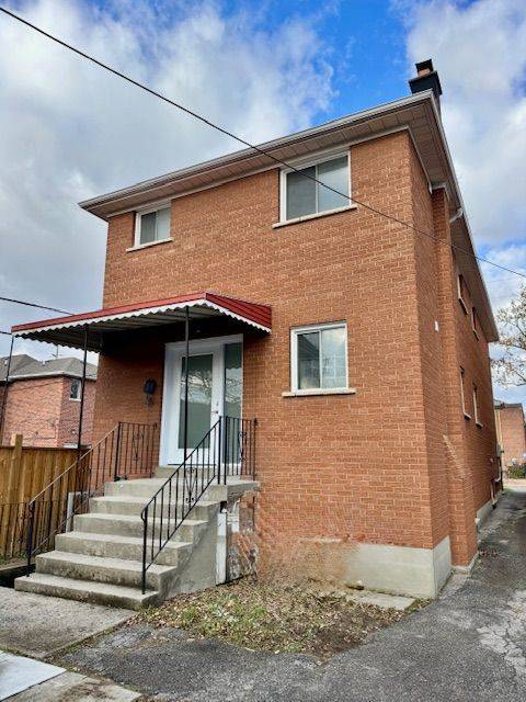 Toronto E03, ON M4J 2P6,115 Torrens AVE #Main/Lower