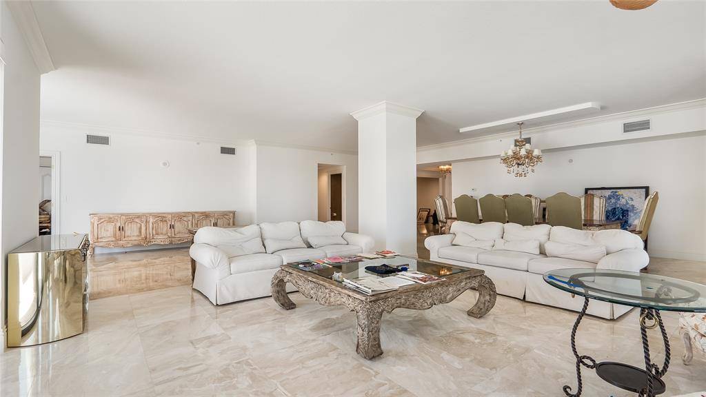 Boca Raton, FL 33432,200 E Palmetto Park Rd #PH5