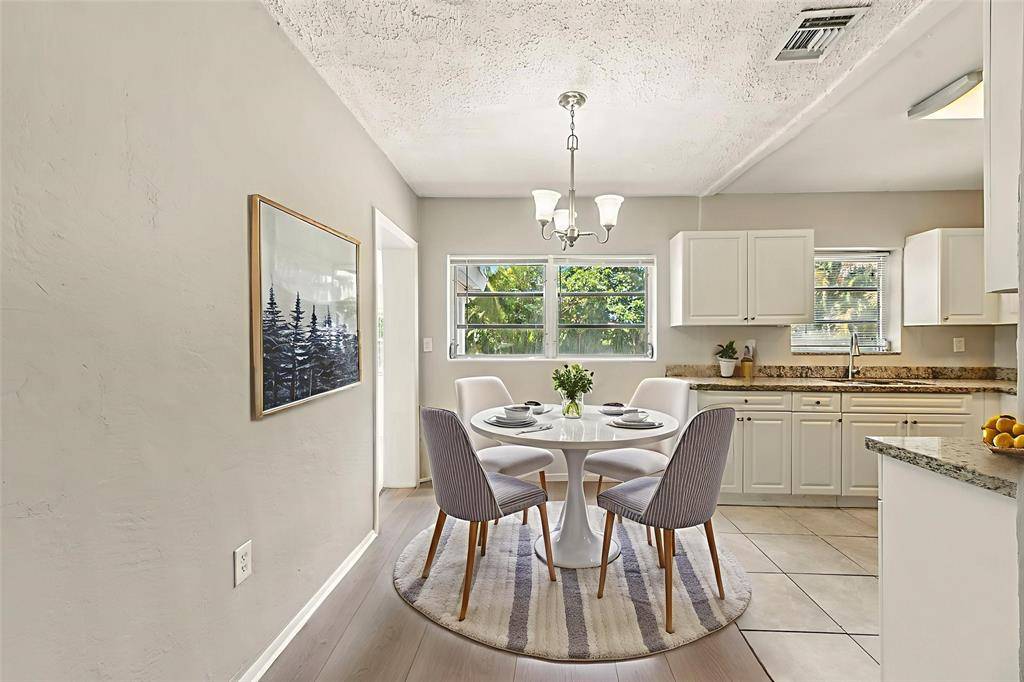 North Miami Beach, FL 33162,1985 NE 177th St