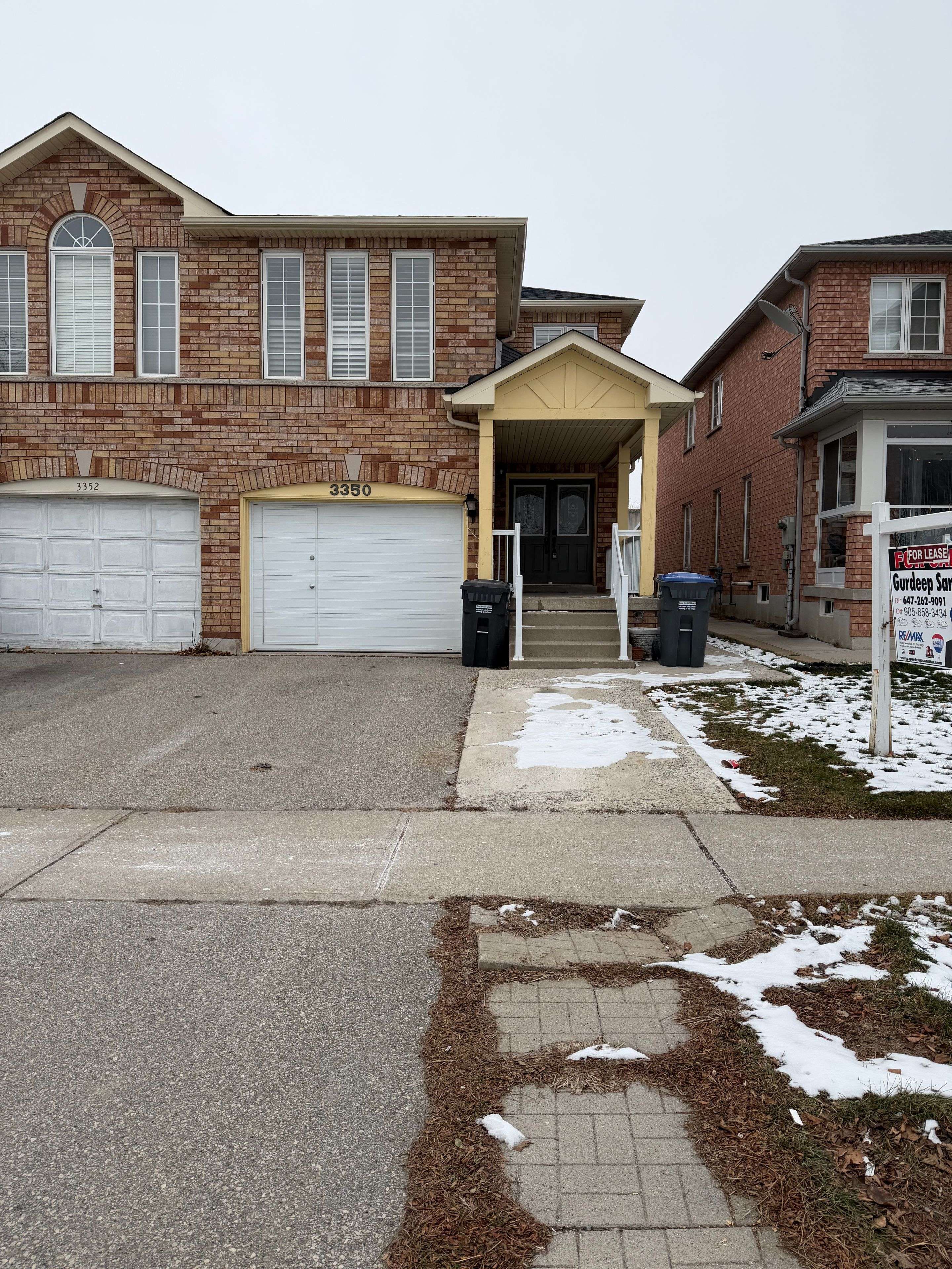 Mississauga, ON L5N 8N1,3350 Crimson King CIR