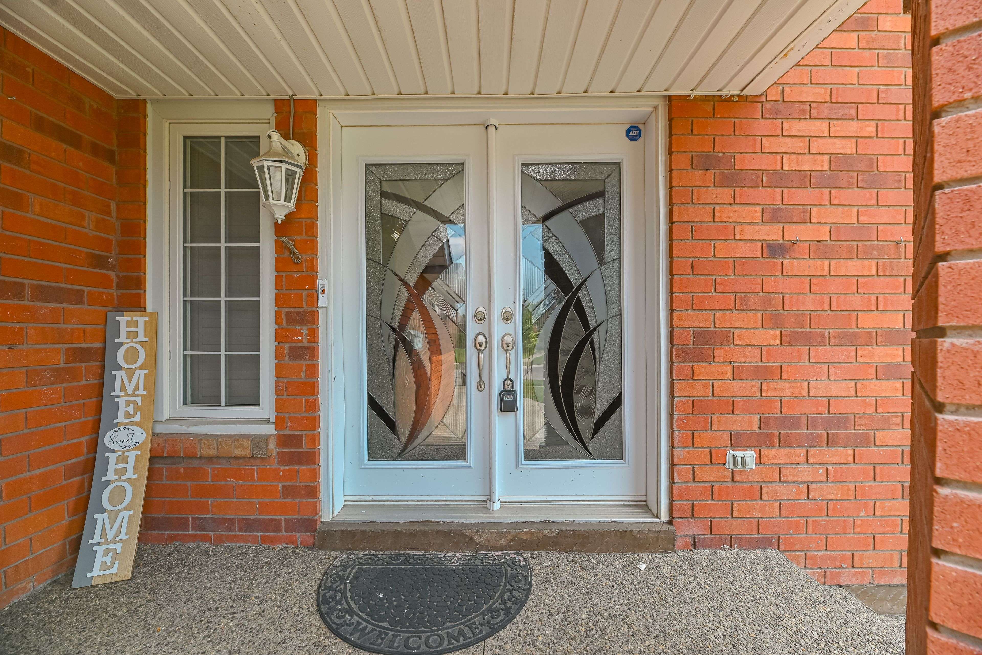 Brampton, ON L6X 2A9,29 Leneck AVE