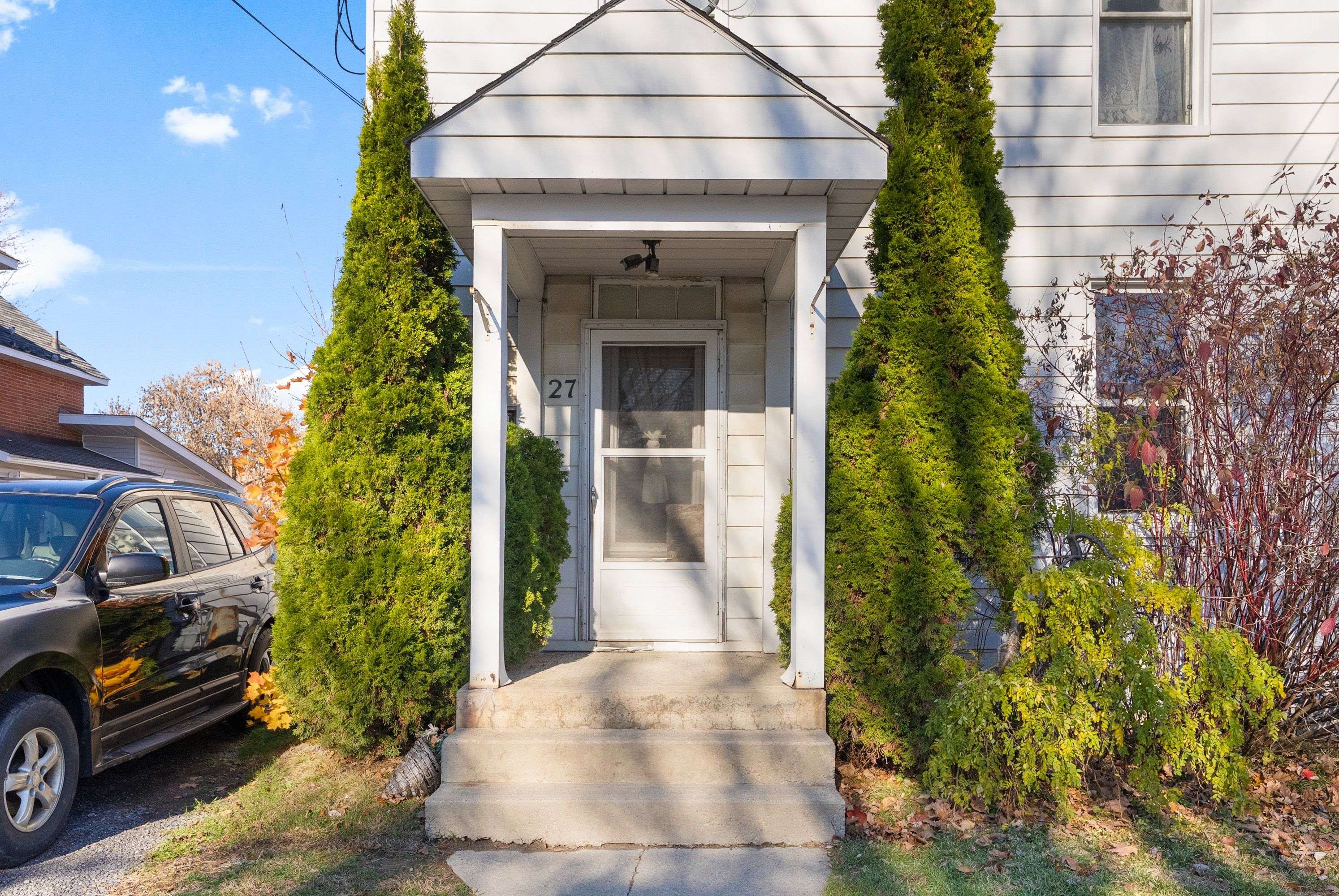 Arnprior, ON K7S 2W4,27 MacDonald ST S