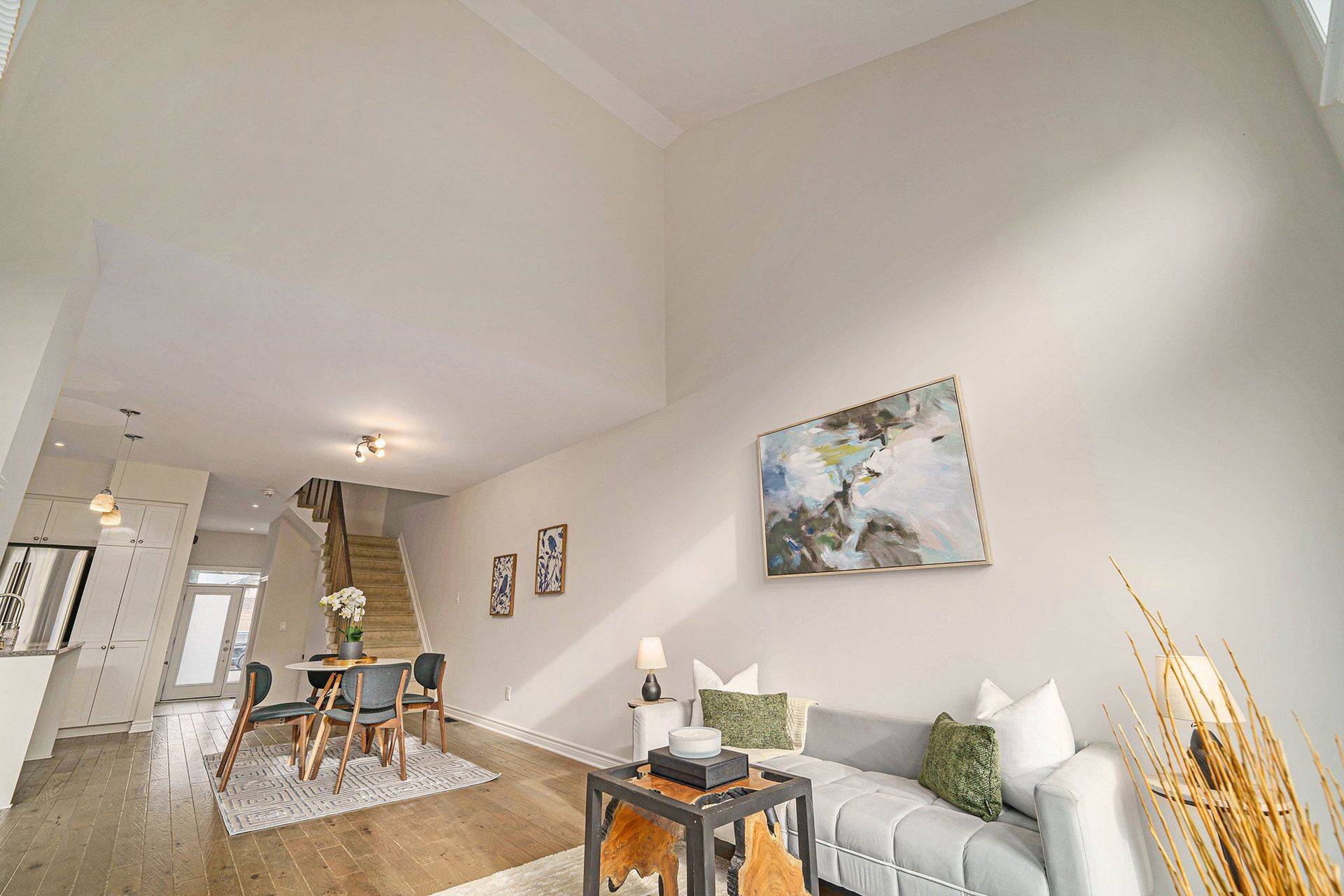 Orleans - Convent Glen And Area, ON K1W 0J6,336 Rainrock CRES