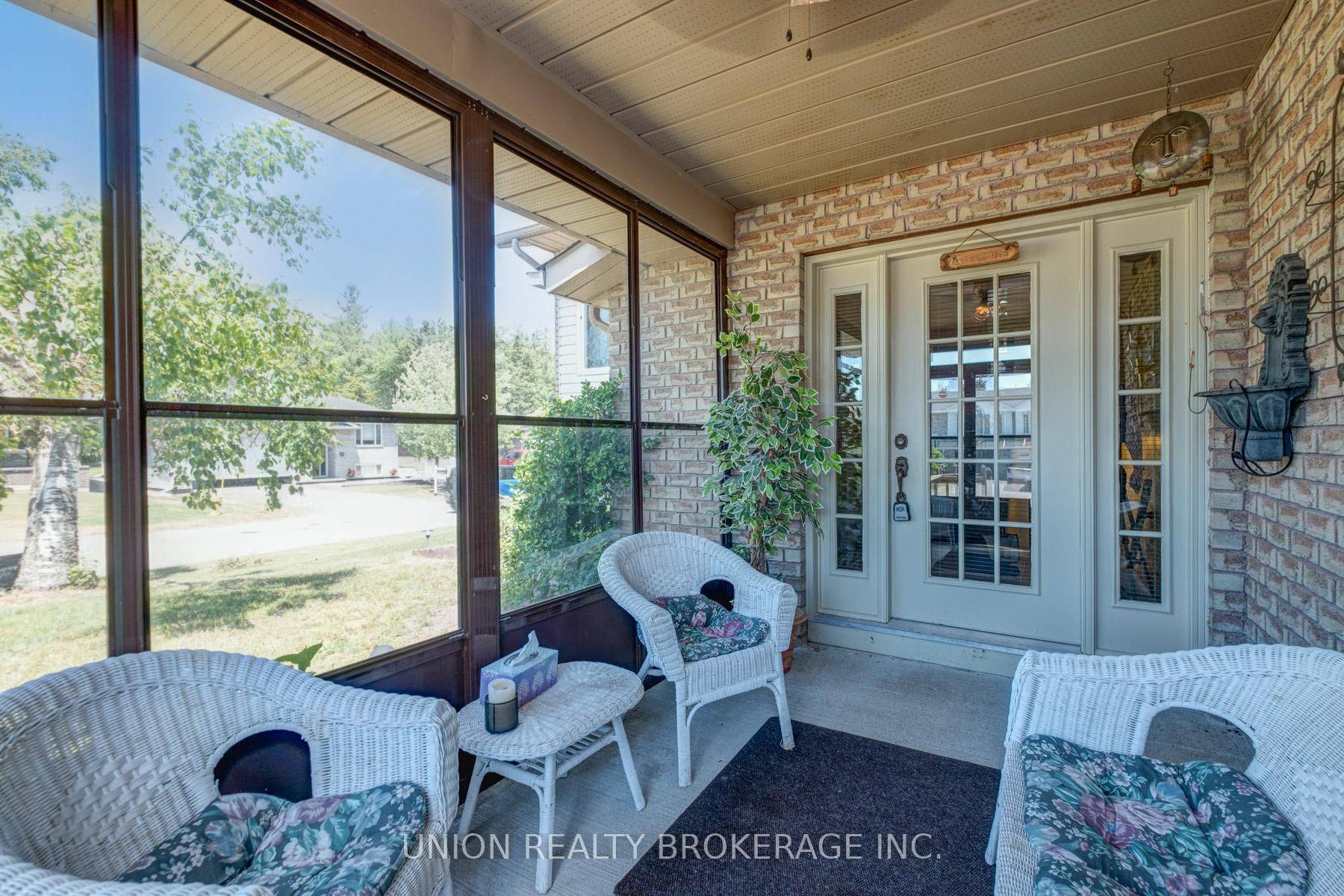 Kawartha Lakes, ON K0M 1A0,18 Birch CRES