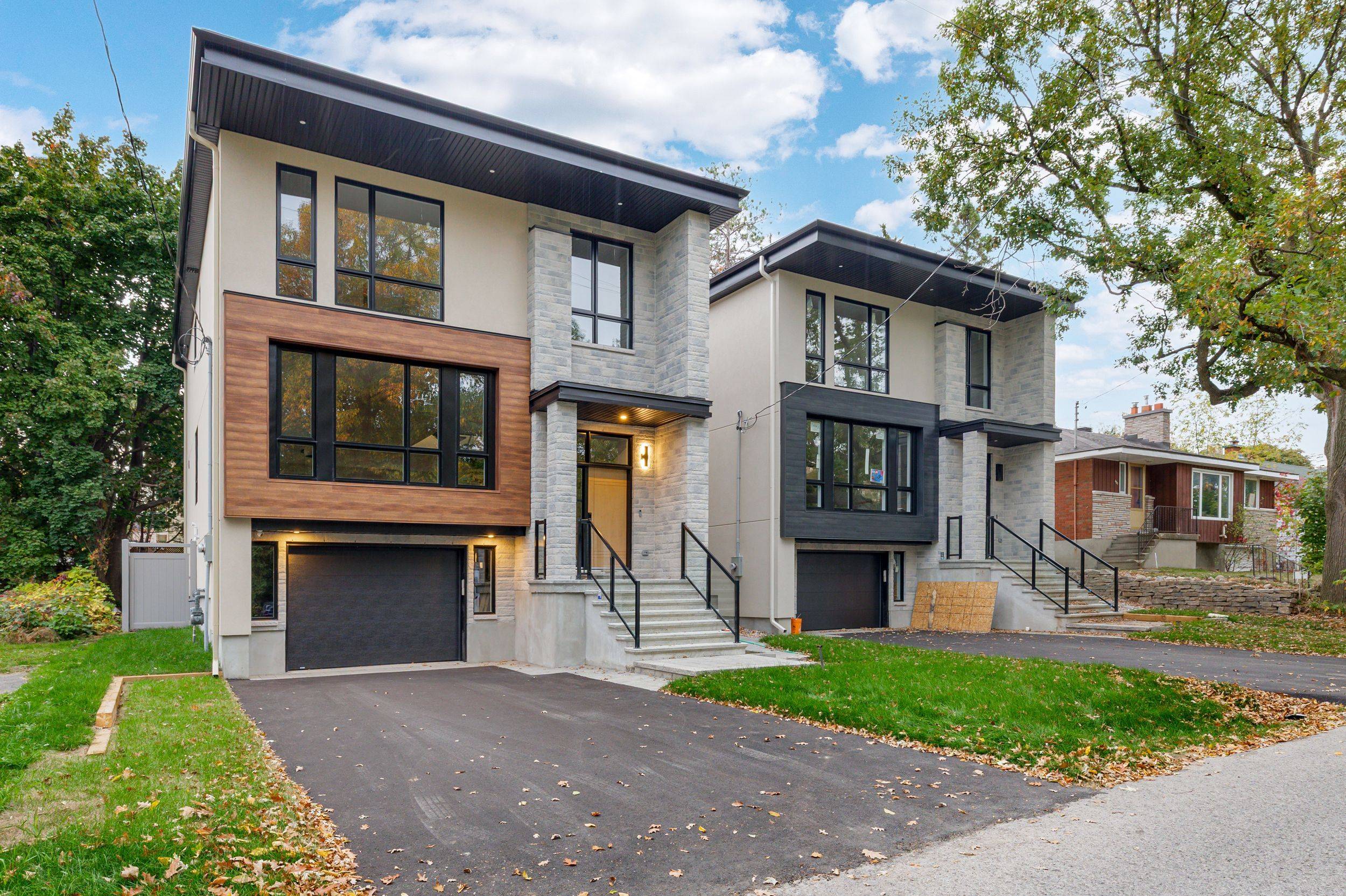 Woodroffe, ON K2B 5J9,481 Wentworth AVE