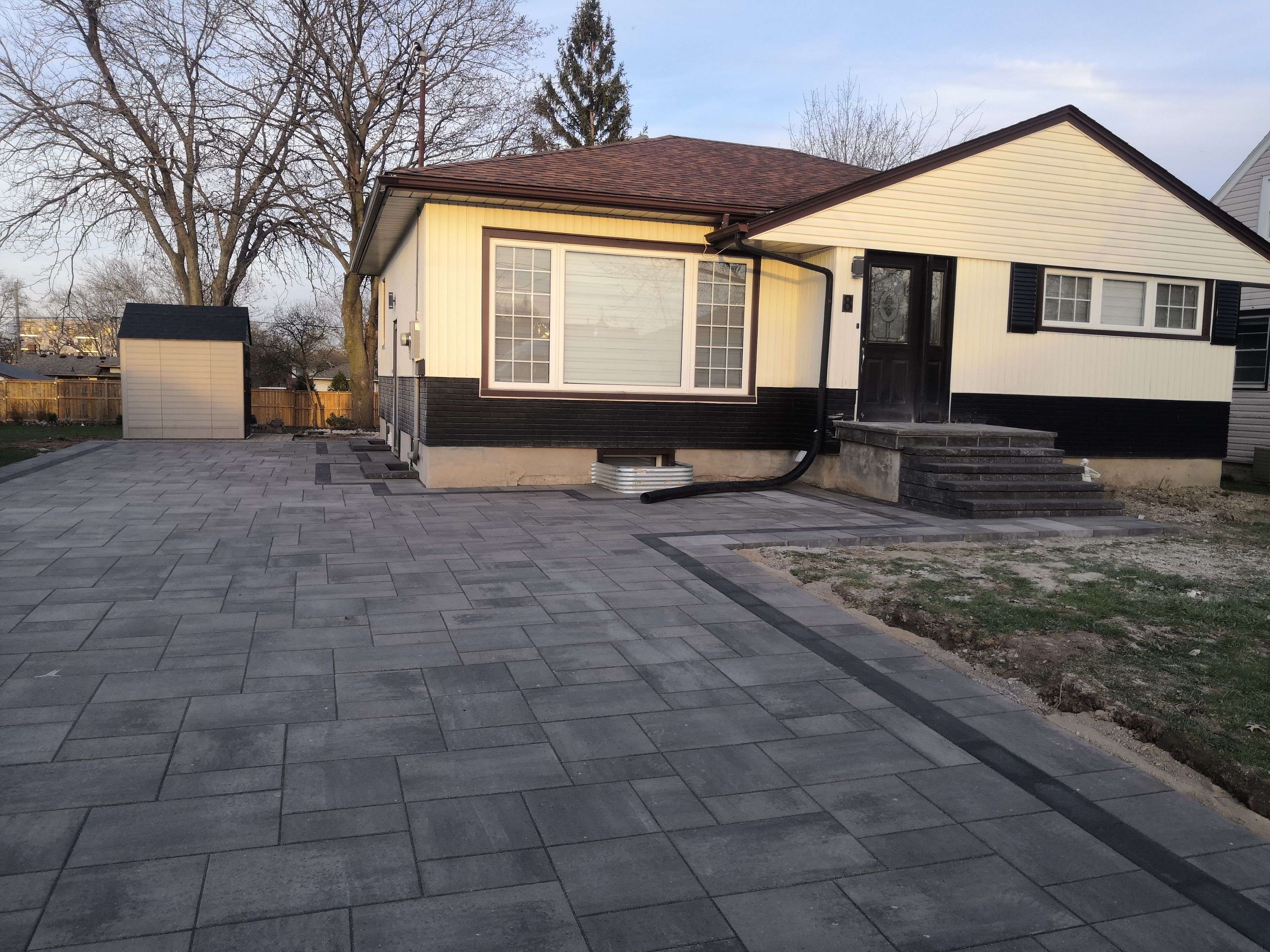 St. Catharines, ON L2S 2S2,8 Frederick ST ##Main