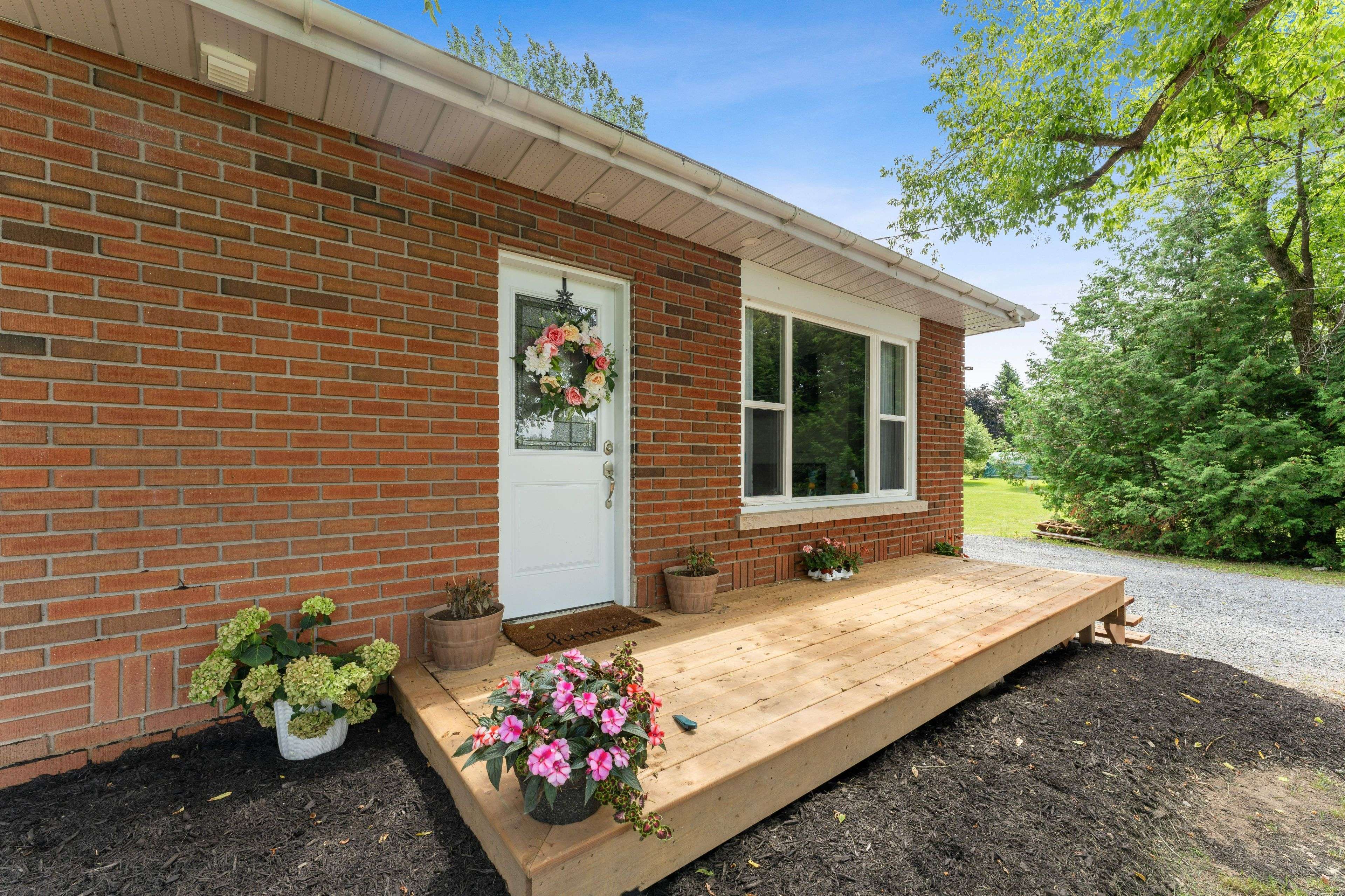 South Frontenac, ON K0H 2L0,5212 Wilmer RD