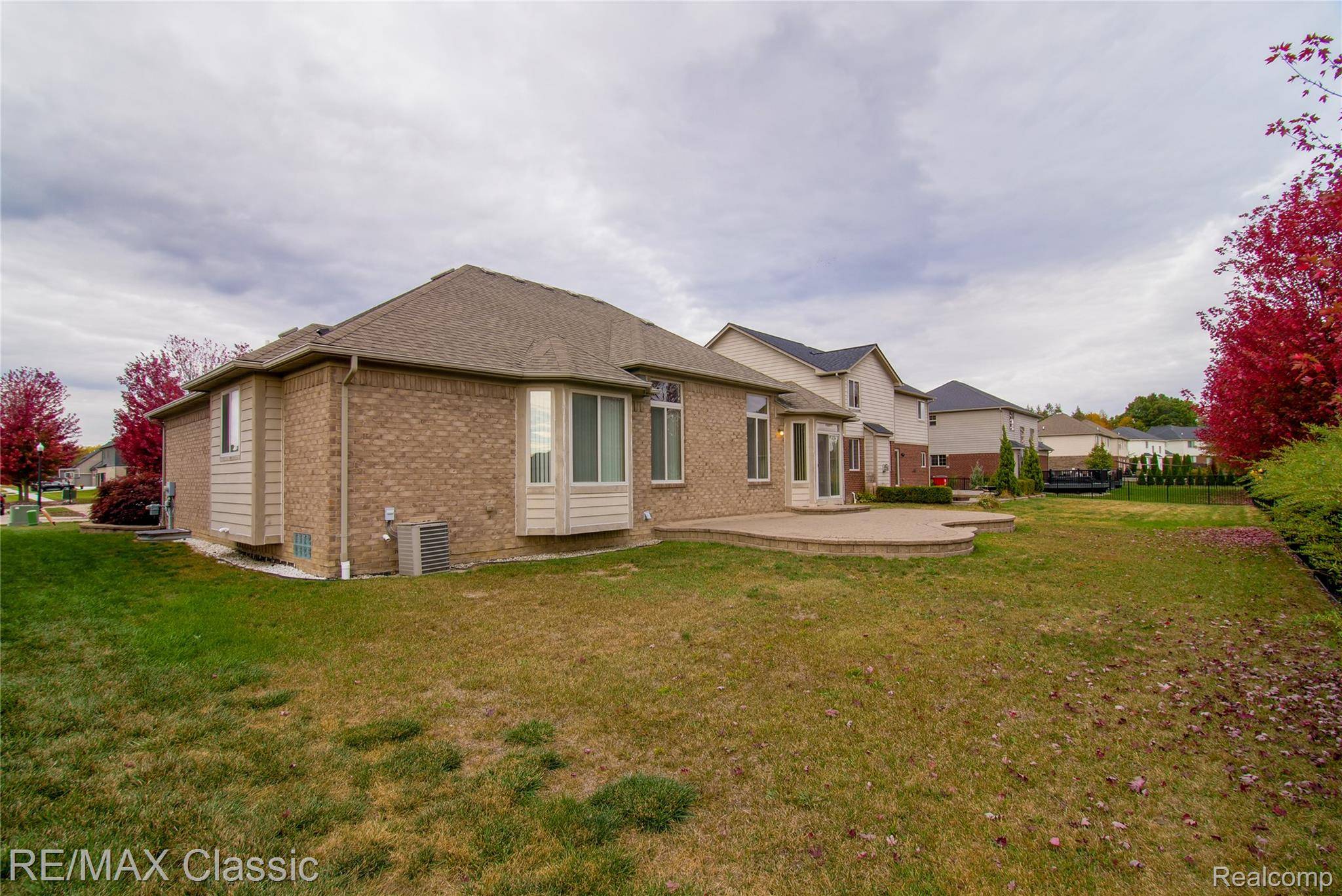 Macomb, MI 48042,50416 Pinnacle Woods LN