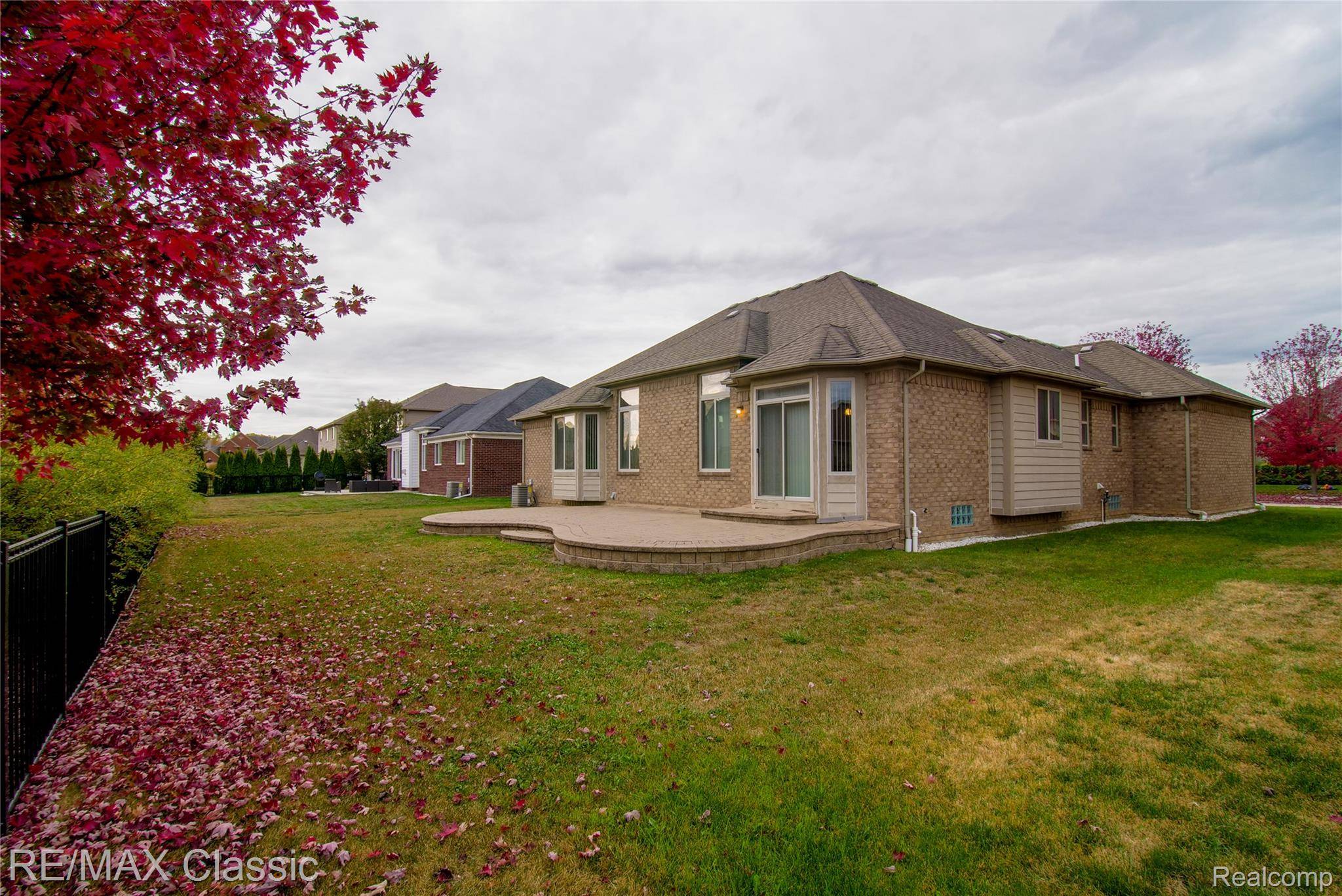 Macomb, MI 48042,50416 Pinnacle Woods LN