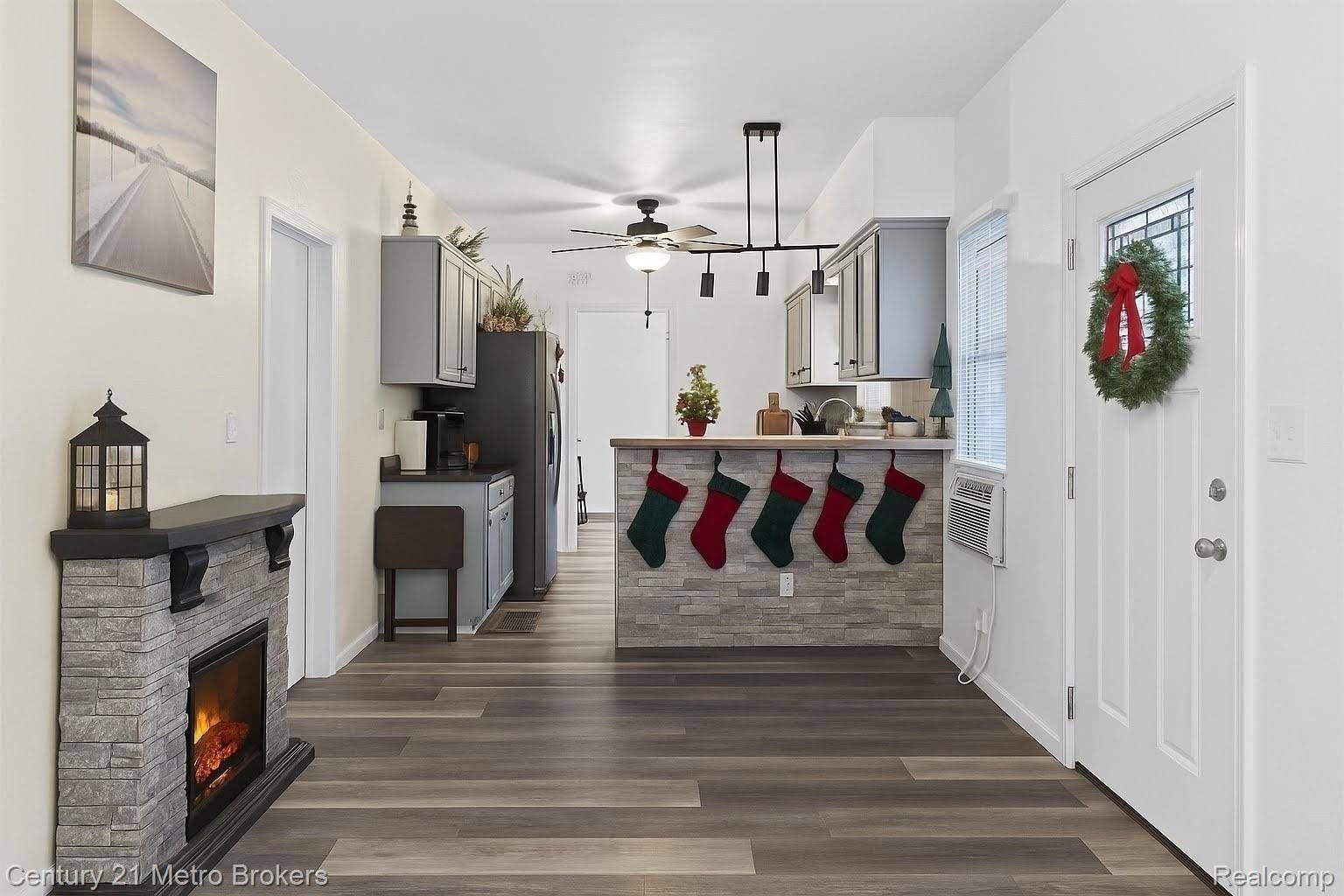 Marine City, MI 48039,226 Bell ST