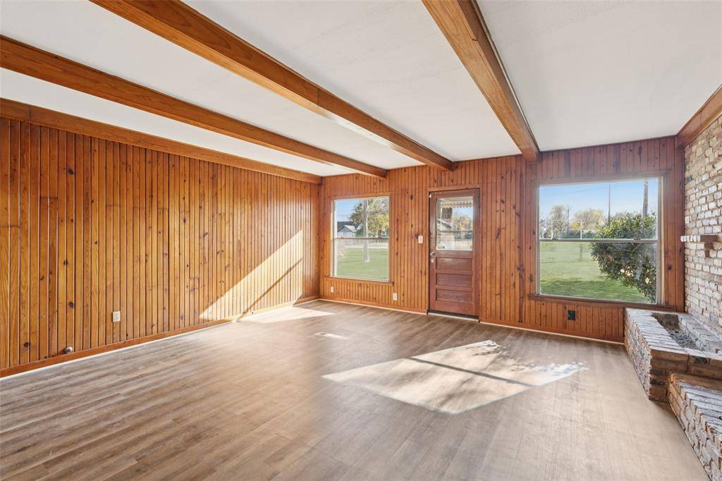 Dallas, TX 75217,10609 Seagoville Road