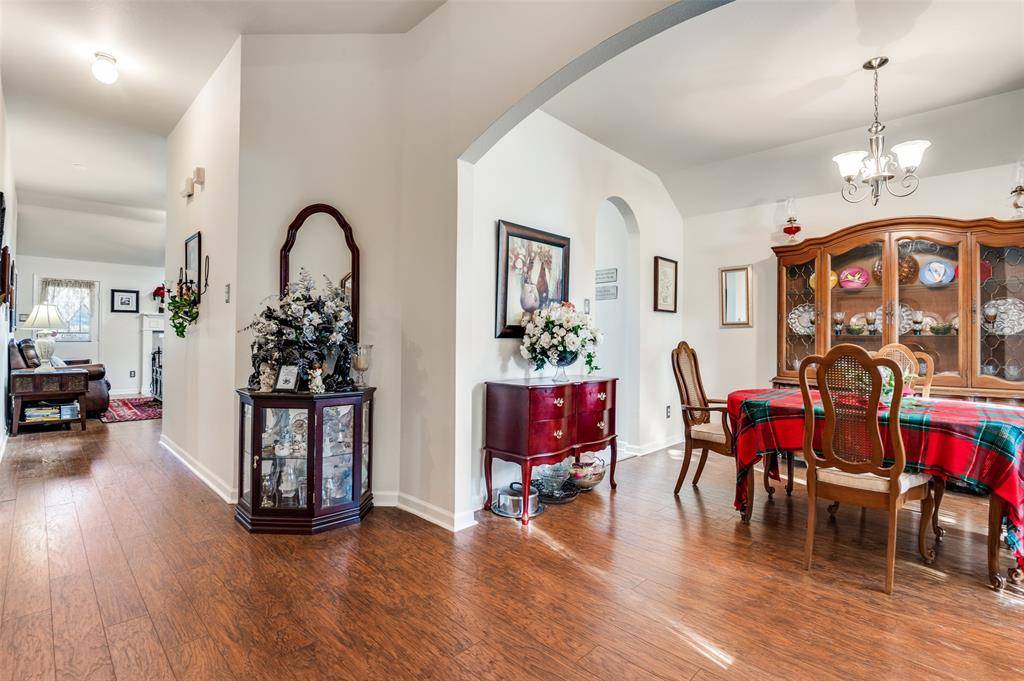 Dallas, TX 75237,2823 Traildust Drive