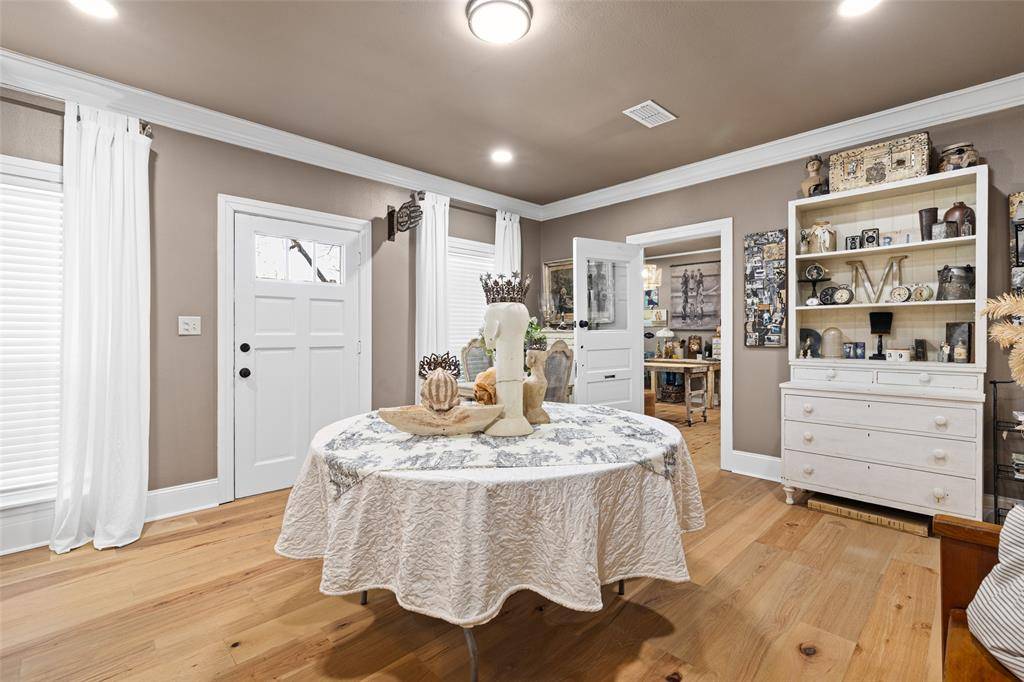 Gilmer, TX 75644,918 N Montgomery Street