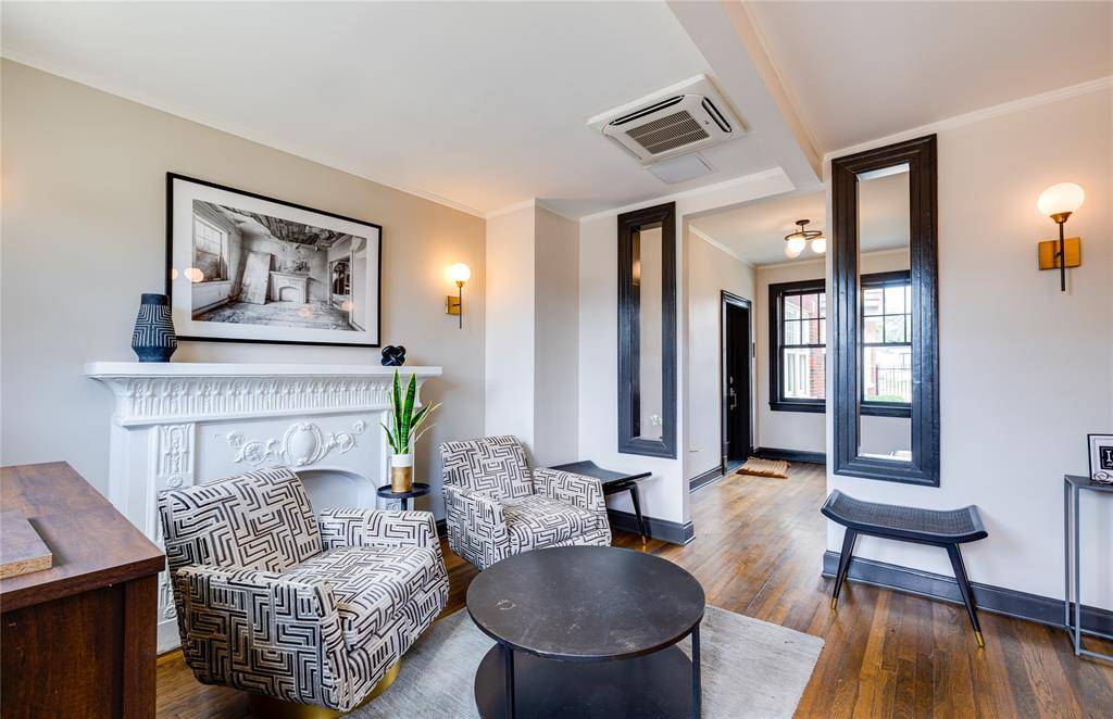 Fort Worth, TX 76110,2837 Hemphill Street #103