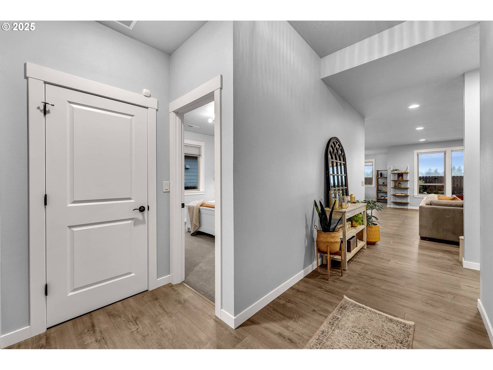 Ridgefield, WA 98642,825 S GOOSE LOOP