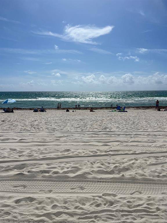 Miami Beach, FL 33139,441 Collins Ave #6