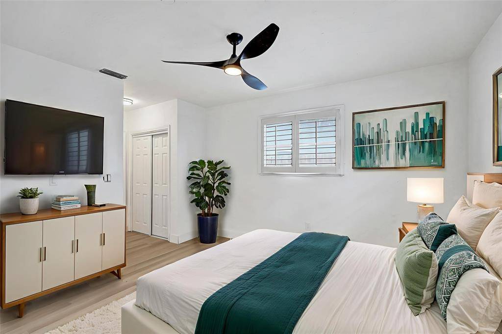 Sunrise, FL 33322,7680 NW 21st St