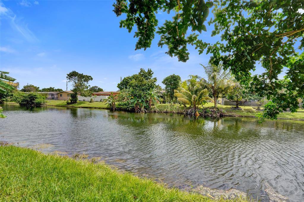 Sunrise, FL 33322,7680 NW 21st St