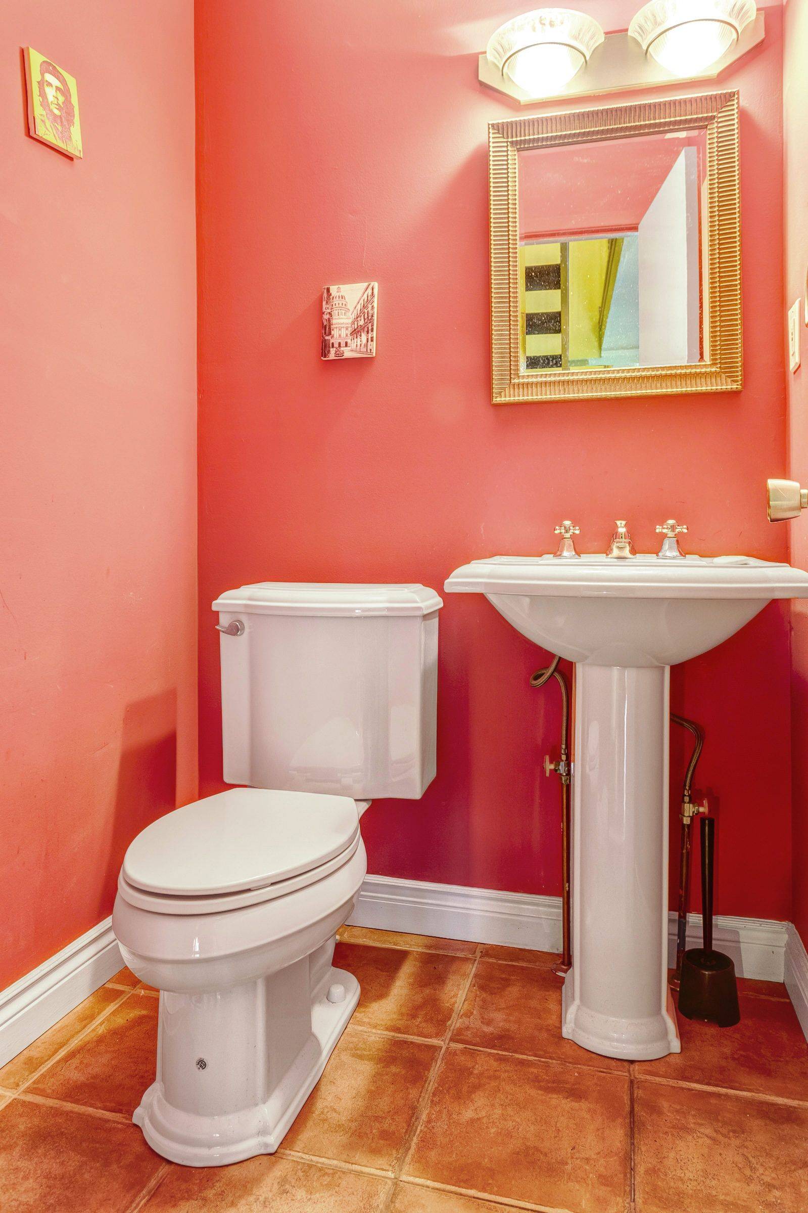 Toronto W09, ON M9P 3S1,43 Peach Tree PATH