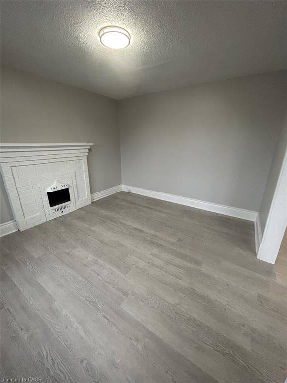 Hamilton, ON L8M 1N3,983 Main ST E #6