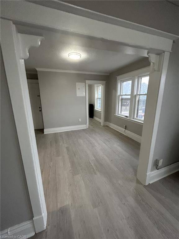 Hamilton, ON L8M 1N3,983 Main ST E #6