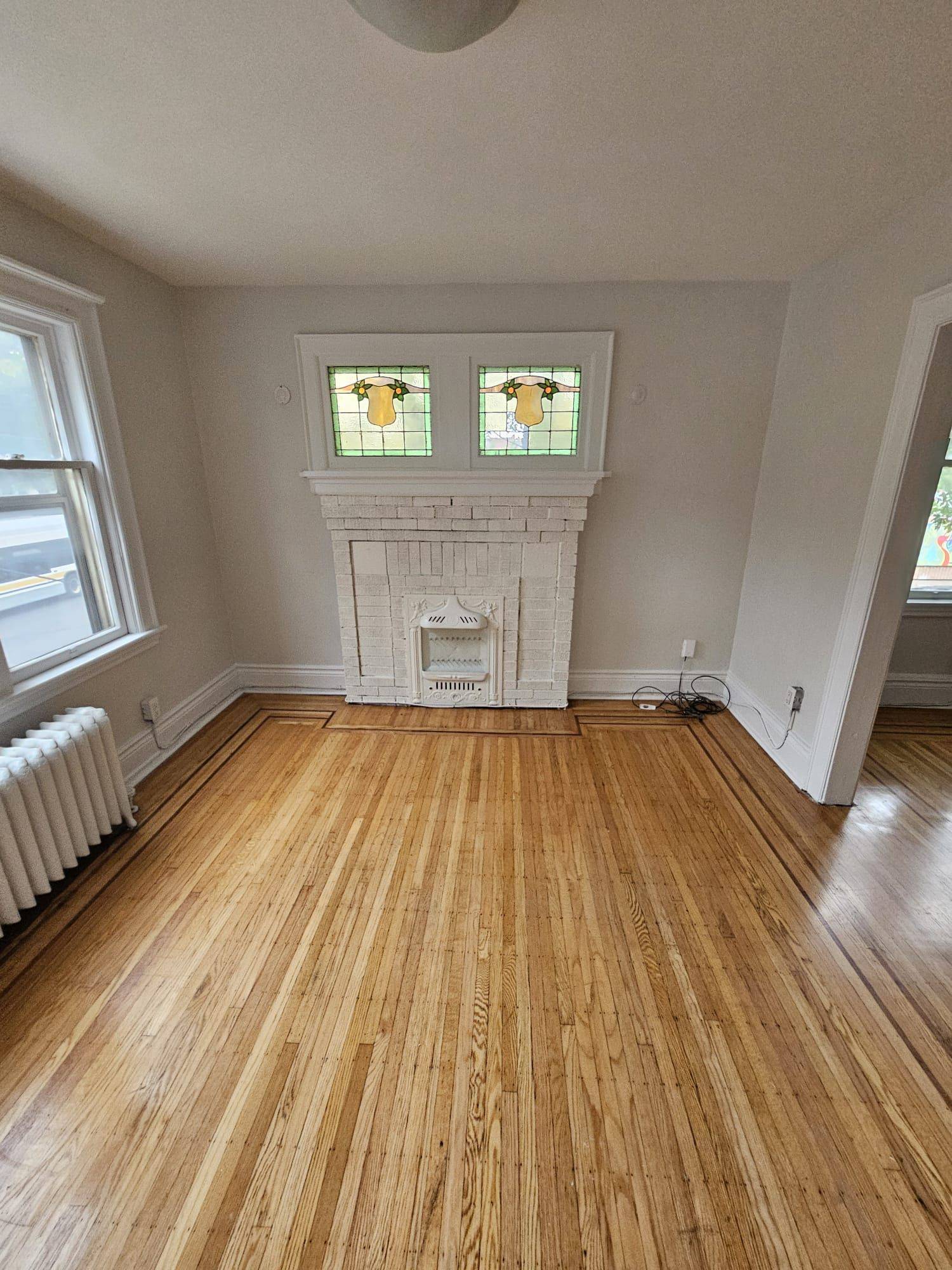 Hamilton, ON L8M 1N3,983 Main ST E #3