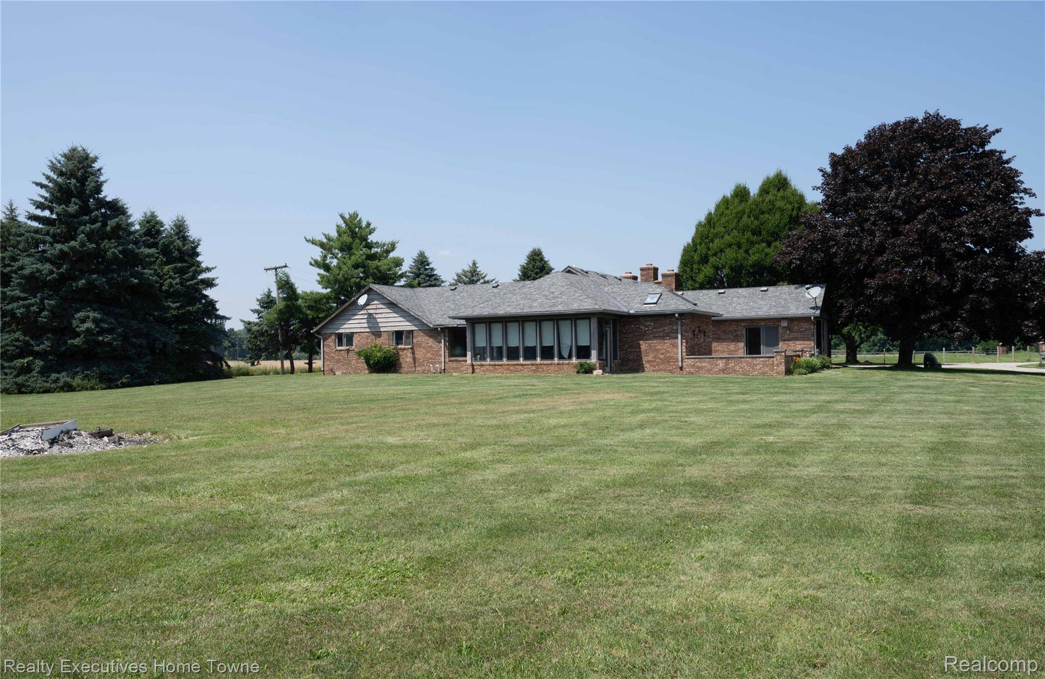 Clyde, MI 48049,7227 AVOCA RD