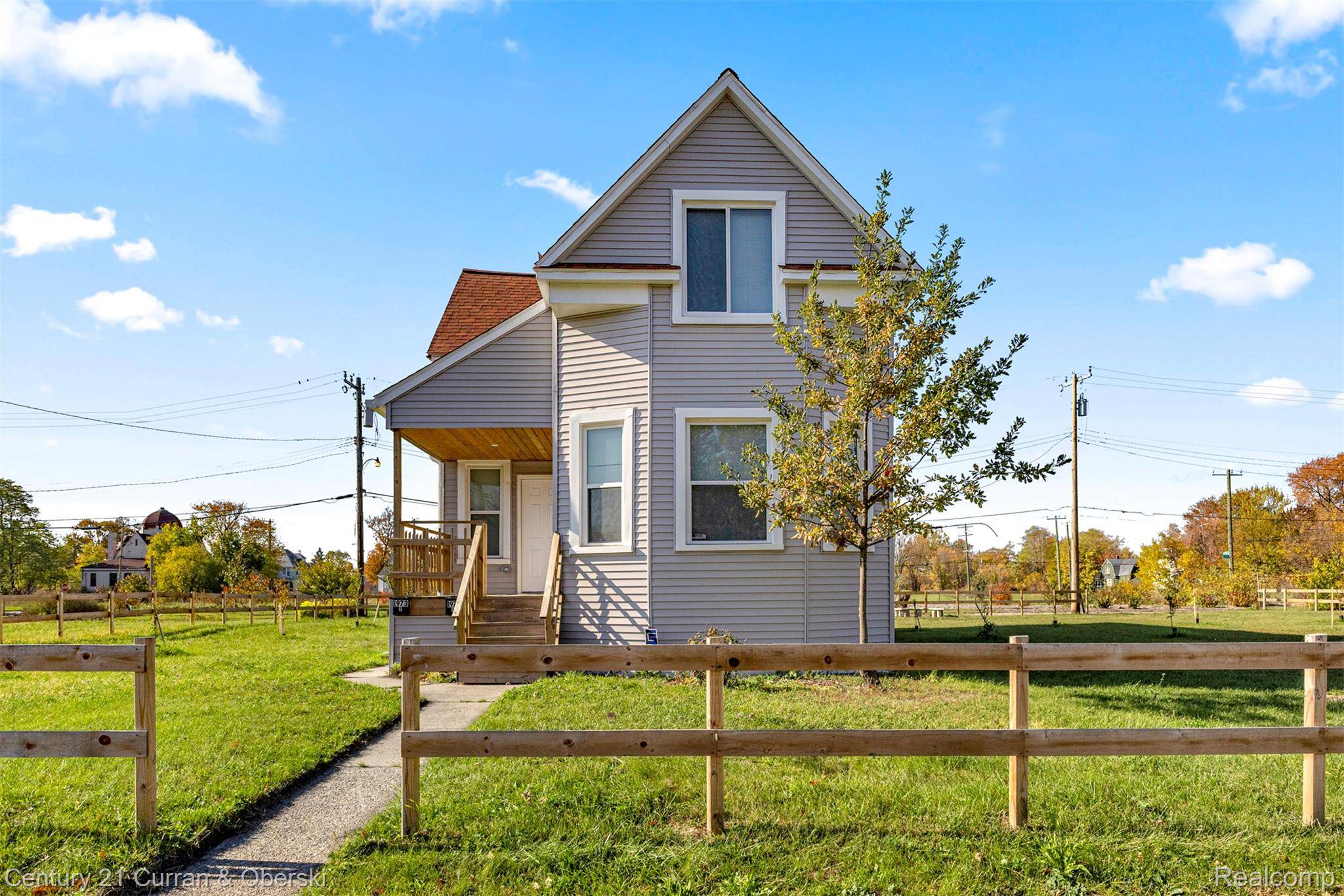 Detroit, MI 48211,1973 E Grand BLVD