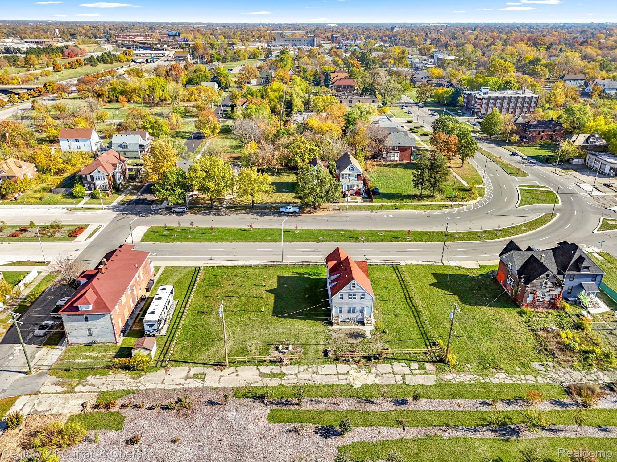 Detroit, MI 48211,1973 E Grand BLVD