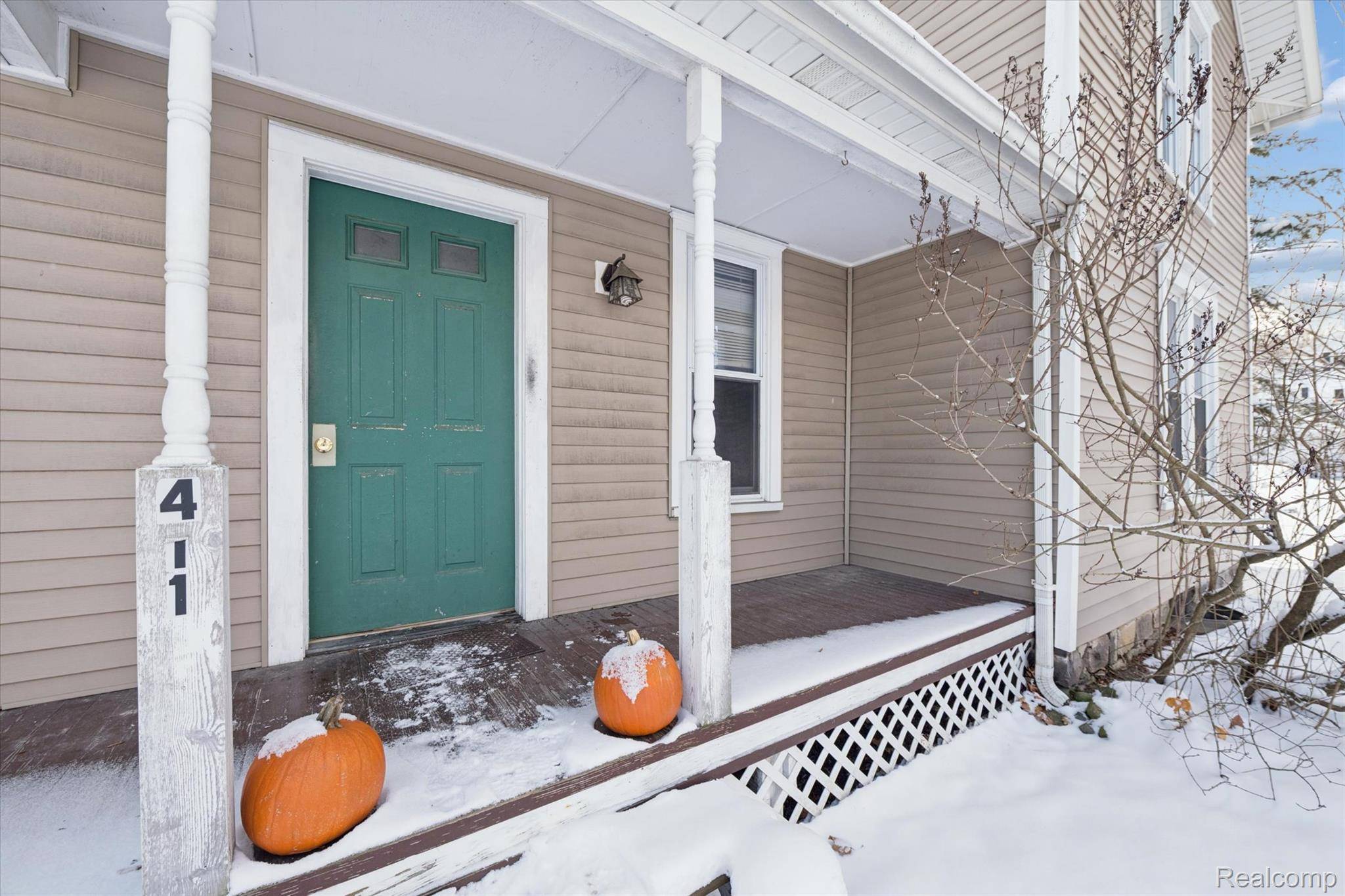 Manchester, MI 48158,411 City RD